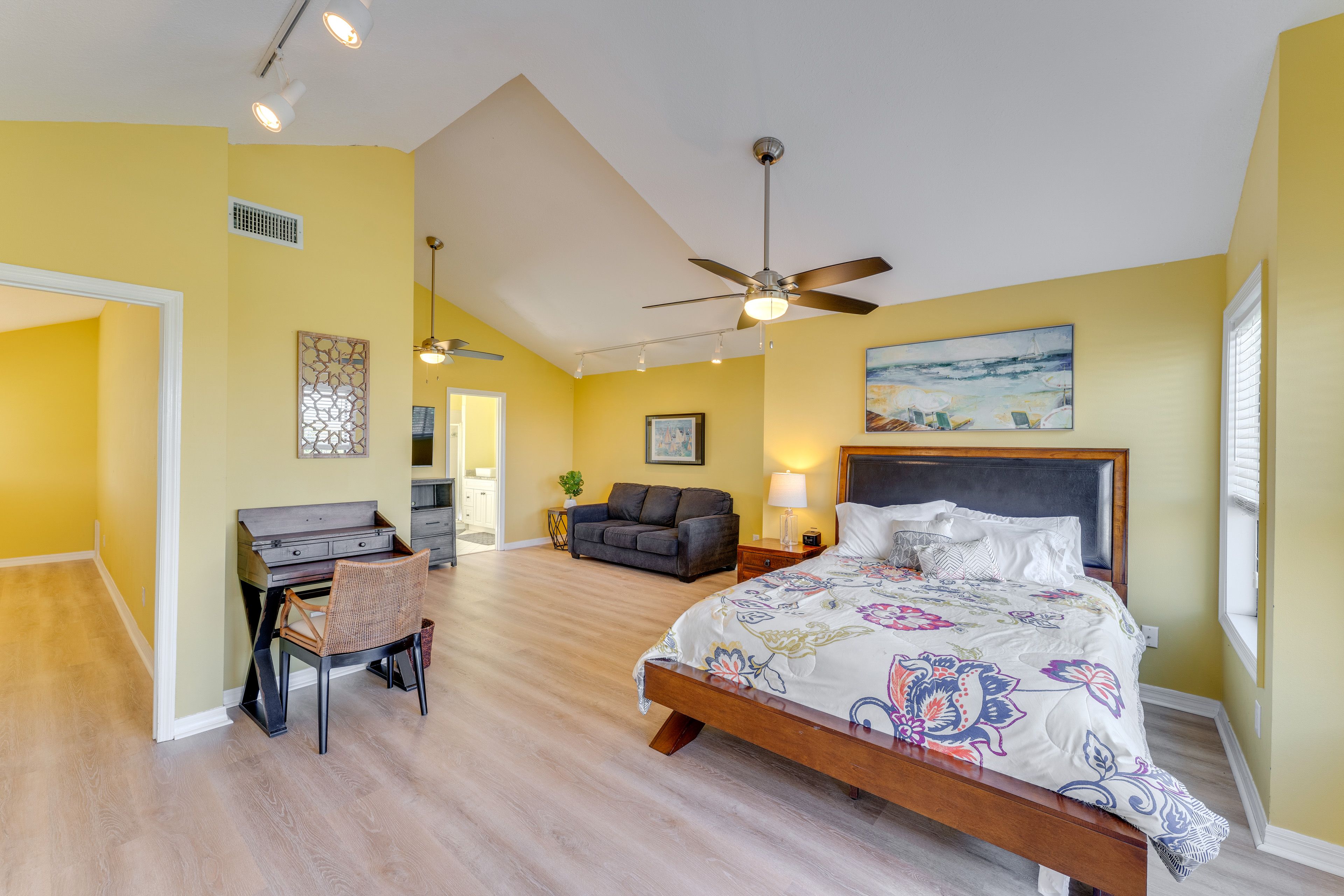 Bedroom 1 | 3rd Floor | Queen Bed | Sleeper Sofa | Smart TV | Deck Access