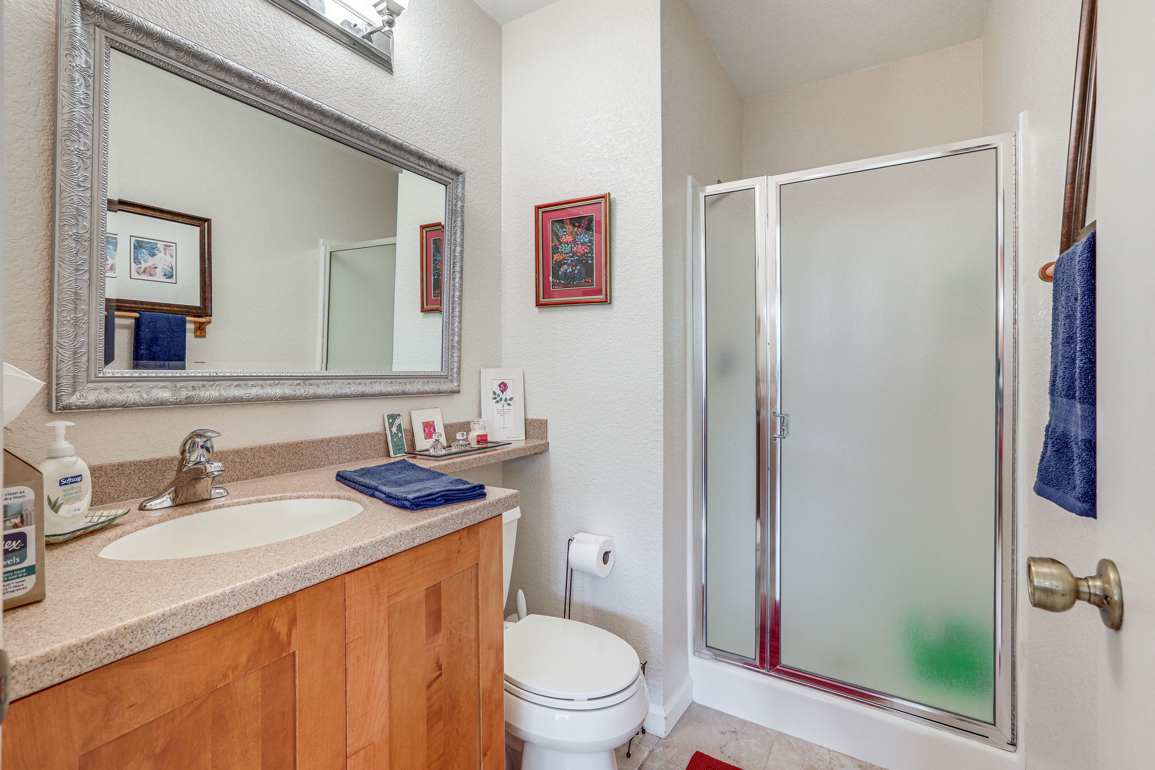 Full Bathroom | 1st Floor | Starter Toiletries