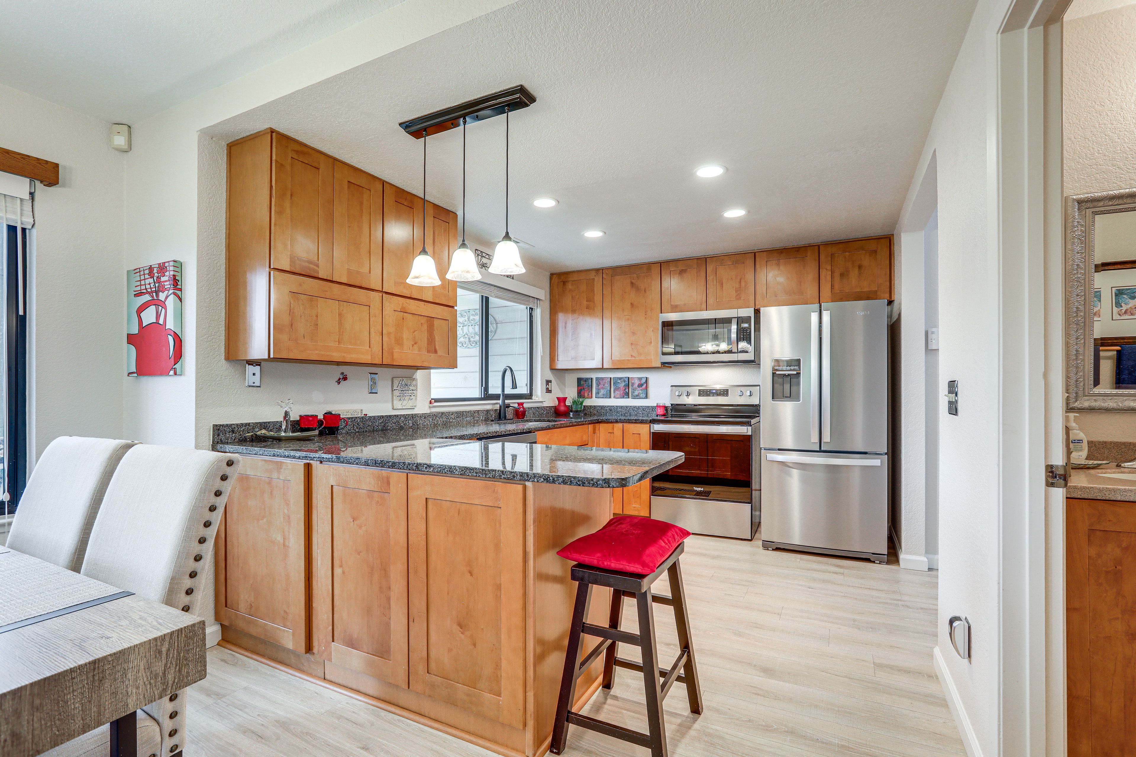 Kitchen | 1st Floor | Blender | Slow Cooker | Toaster