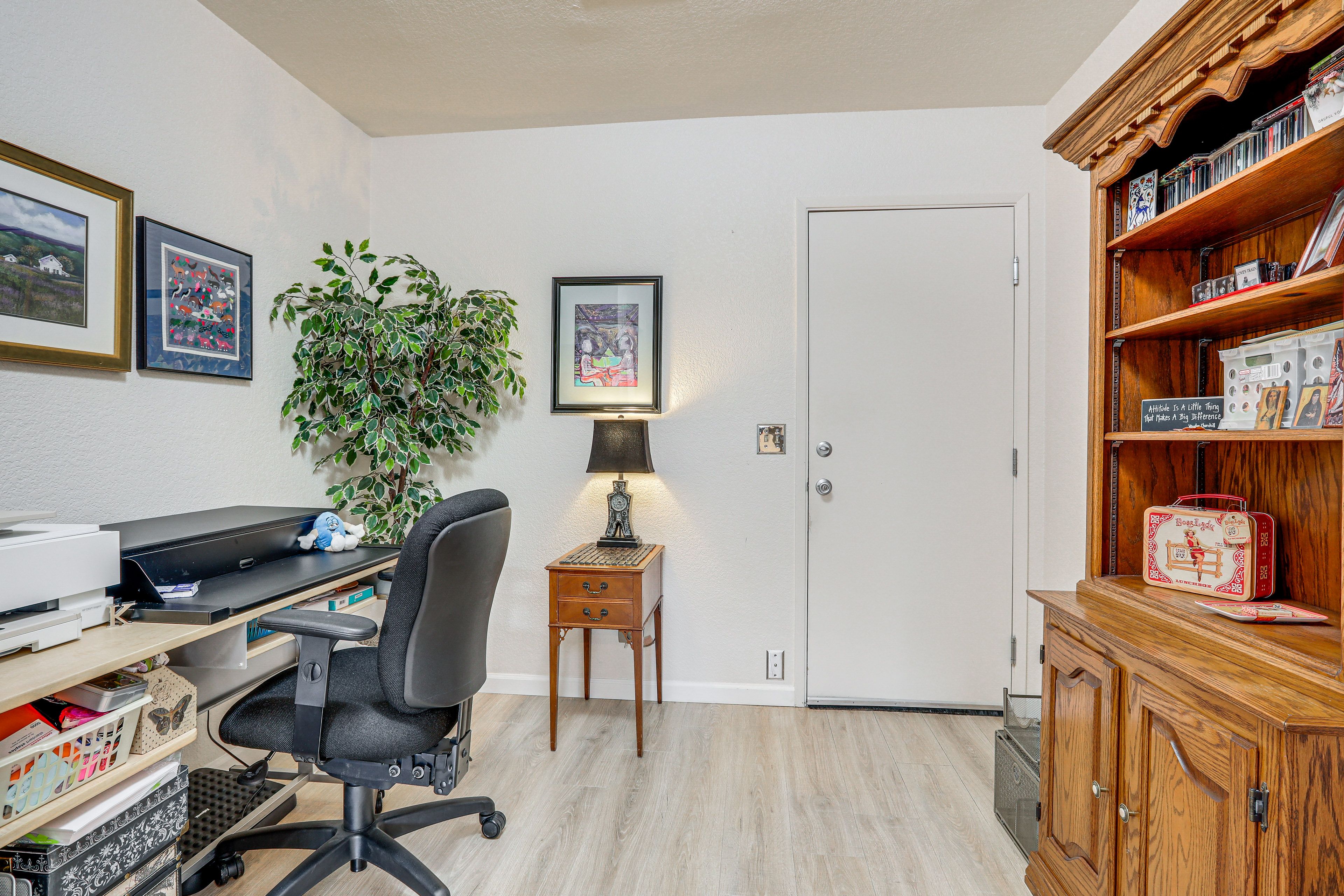 Workspace | 1st Floor | Free WiFi | Adjustable Standing Desk | Printer/Copier