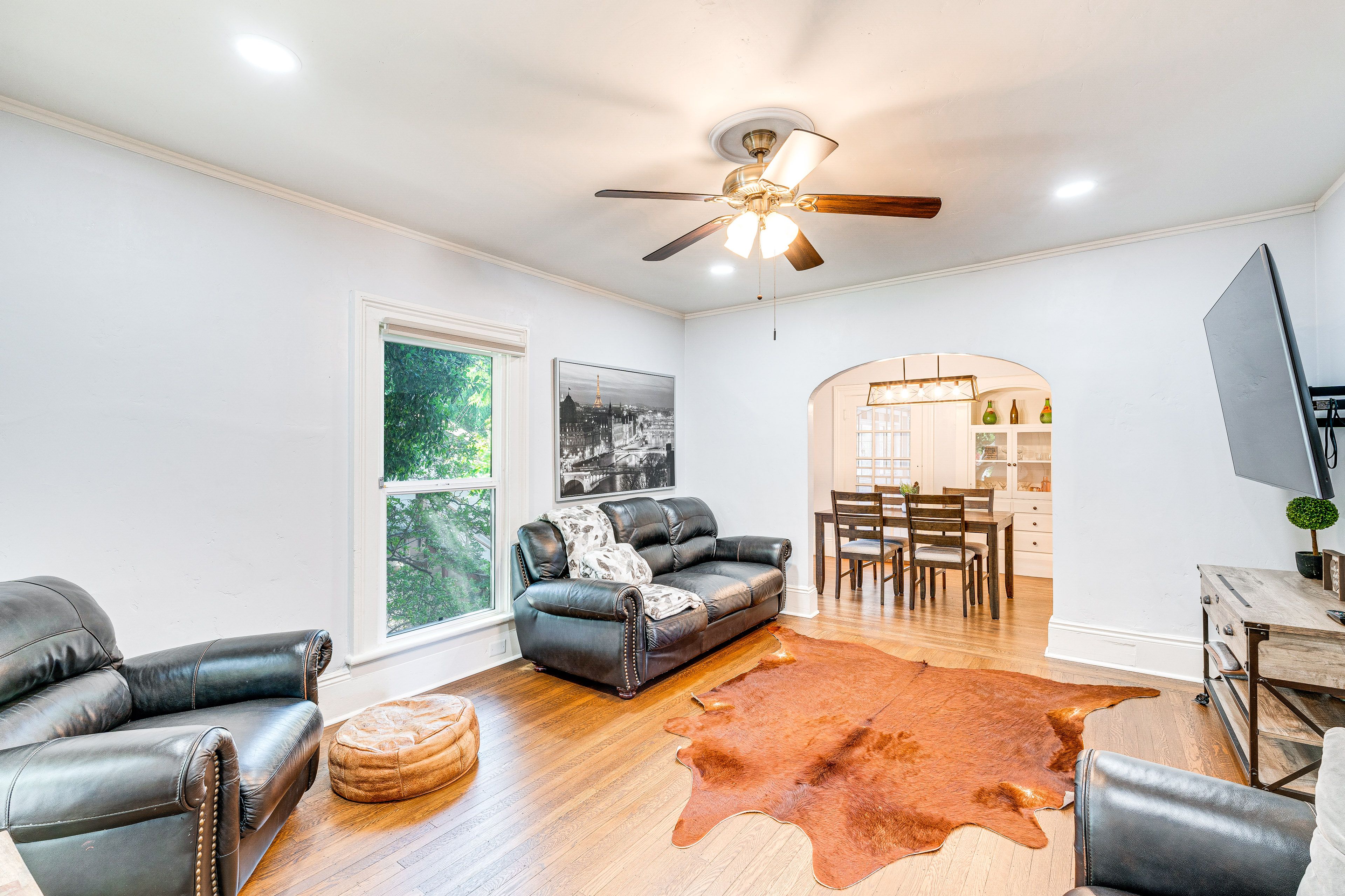 Woodland Vacation Rental | 2BR | 1.5BA | 1,000 Sq Ft | Stairs Required