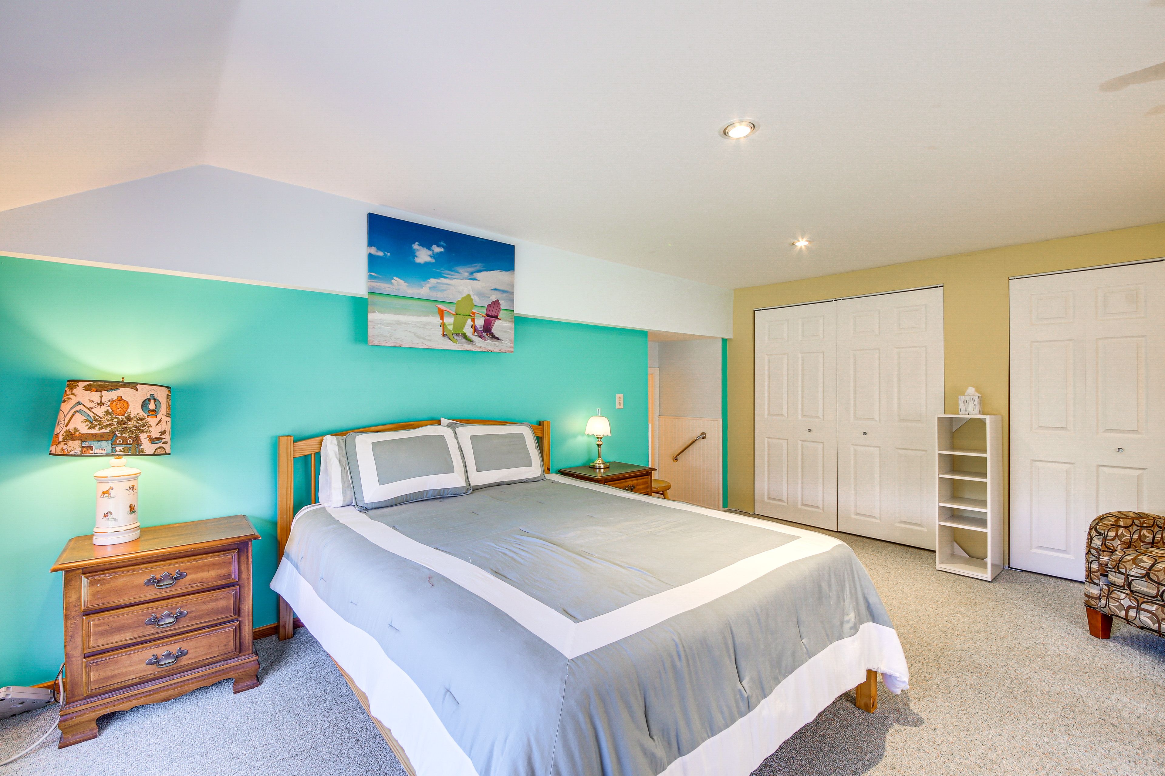 Bedroom 1 | Queen Bed | Main Level