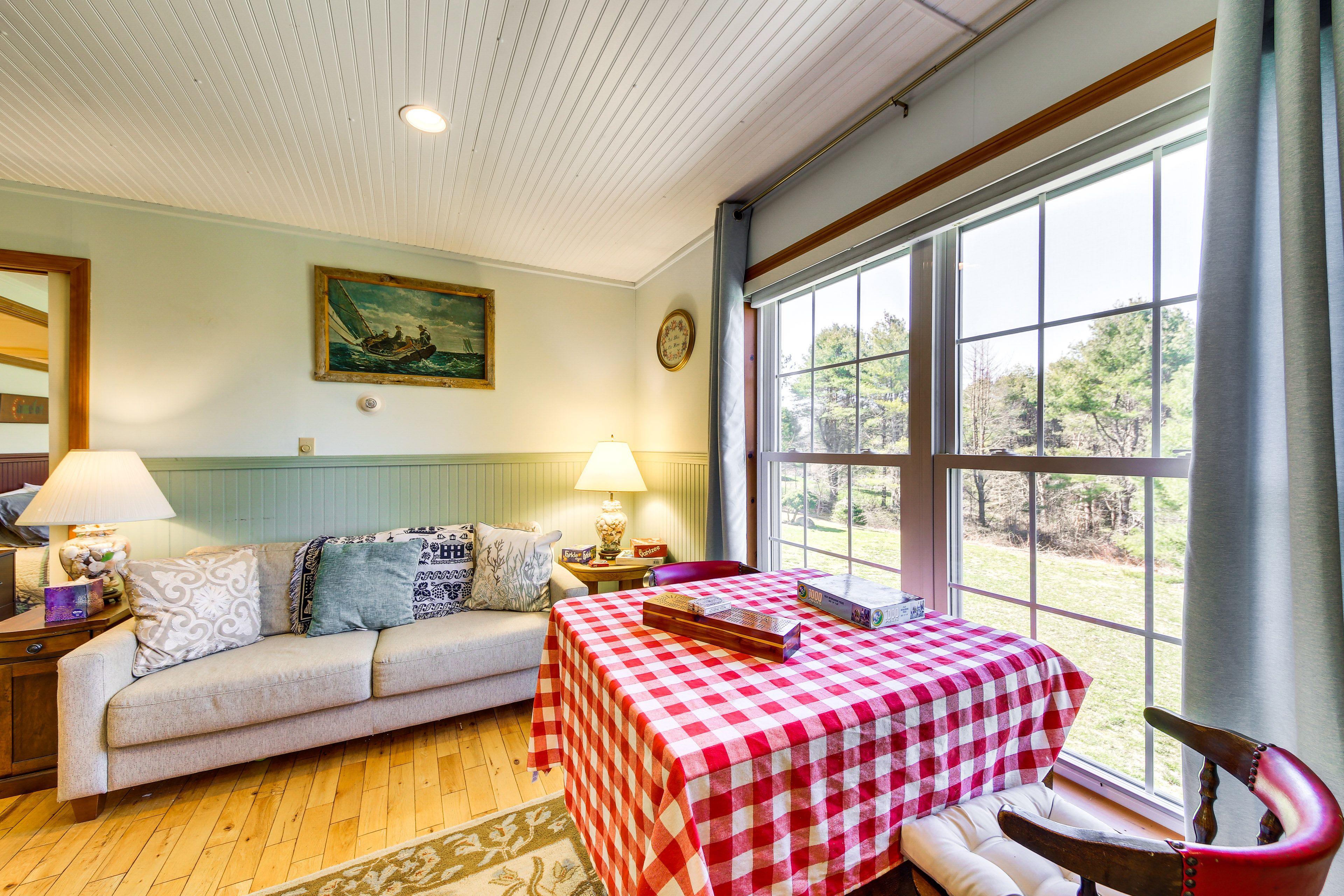 Living Room | Main Level