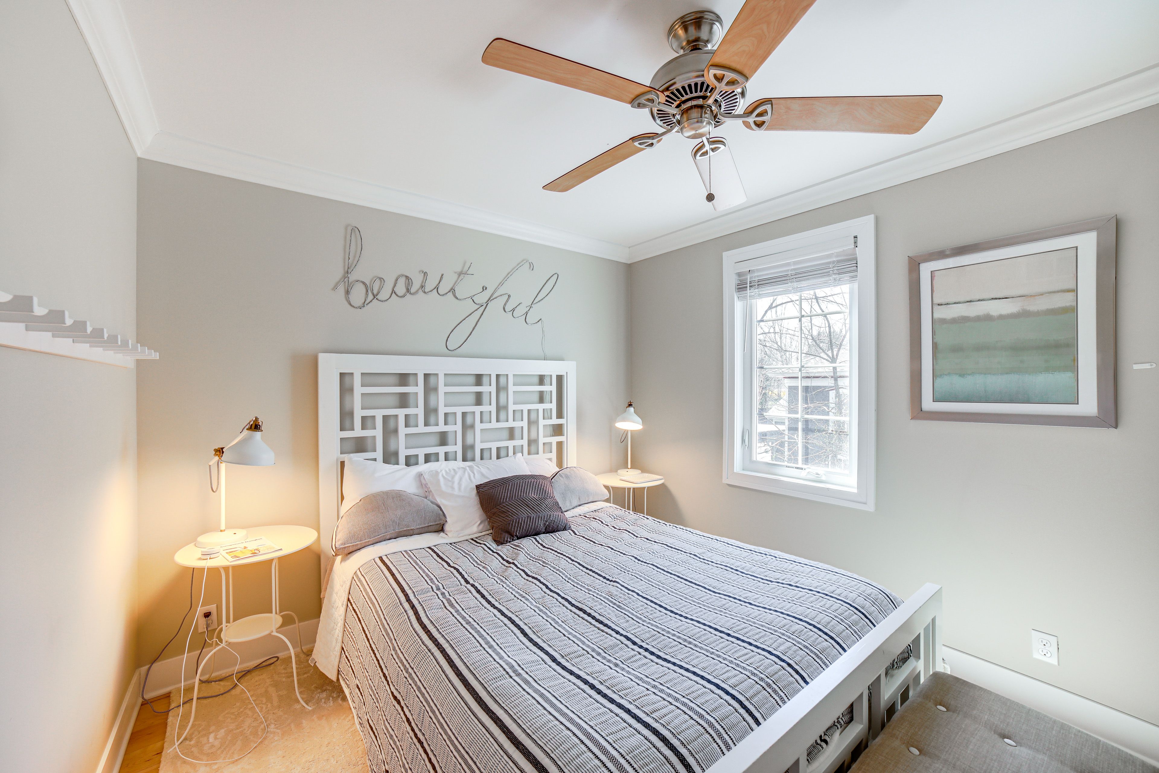 Bedroom 2 | Queen Bed | 2nd Floor | Hangers