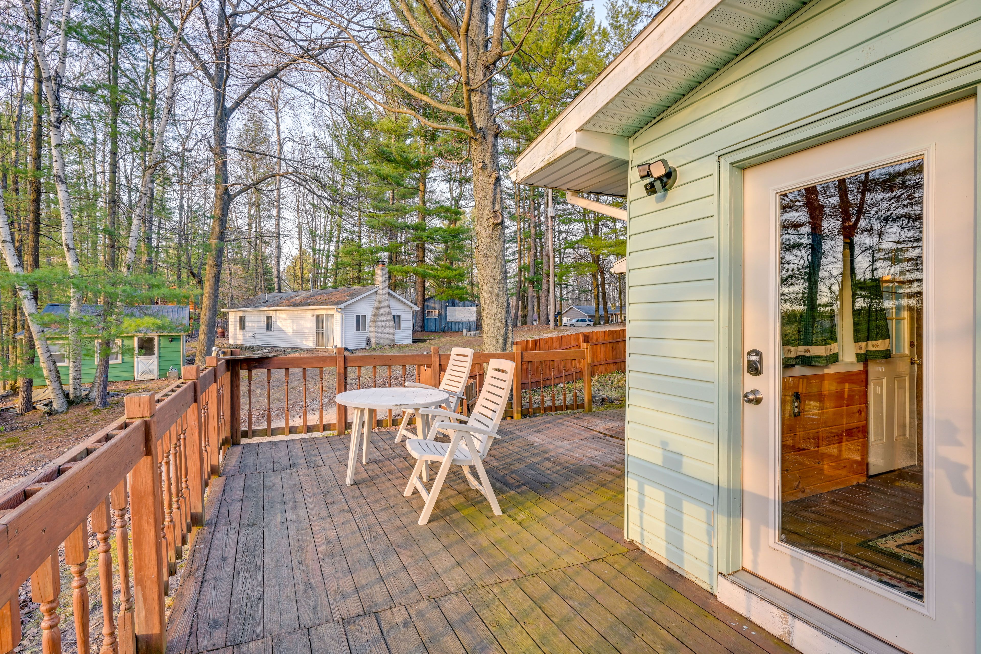 Deck | Outdoor Dining Area | Lake Views