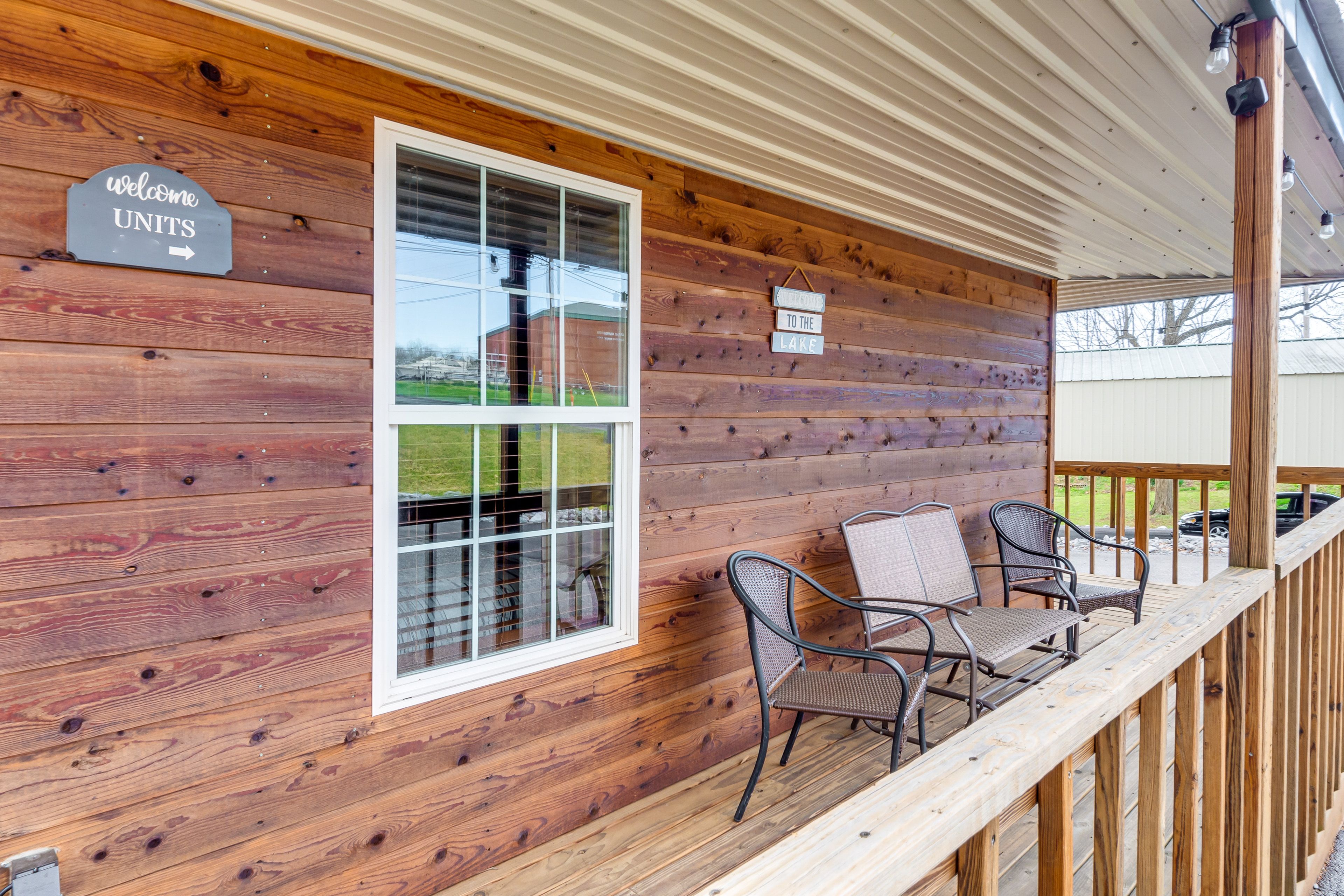 Wraparound Porch | Outdoor Seating