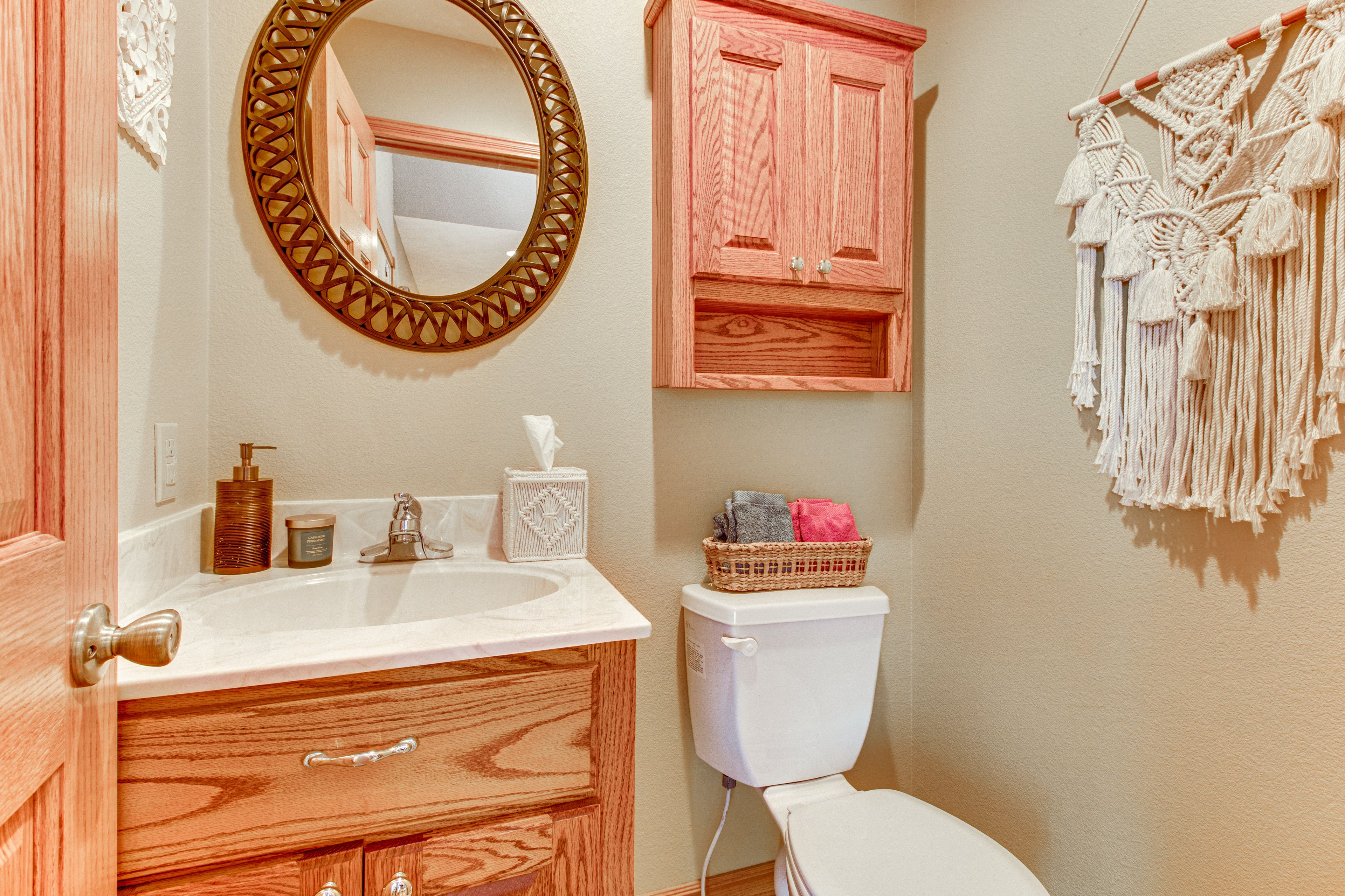 Half Bathroom | 1st Floor