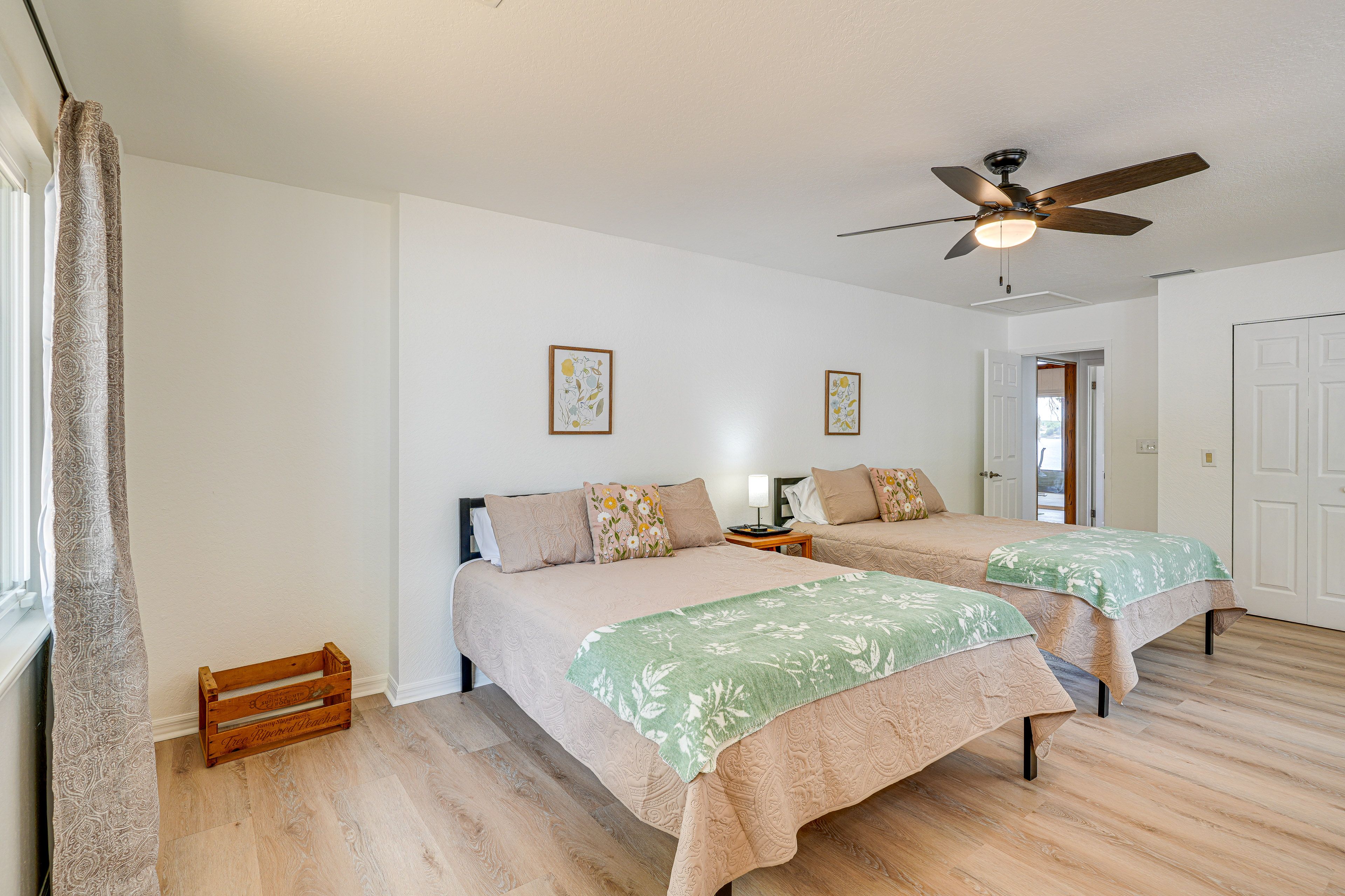 Bedroom 2 | 2 Queen Beds