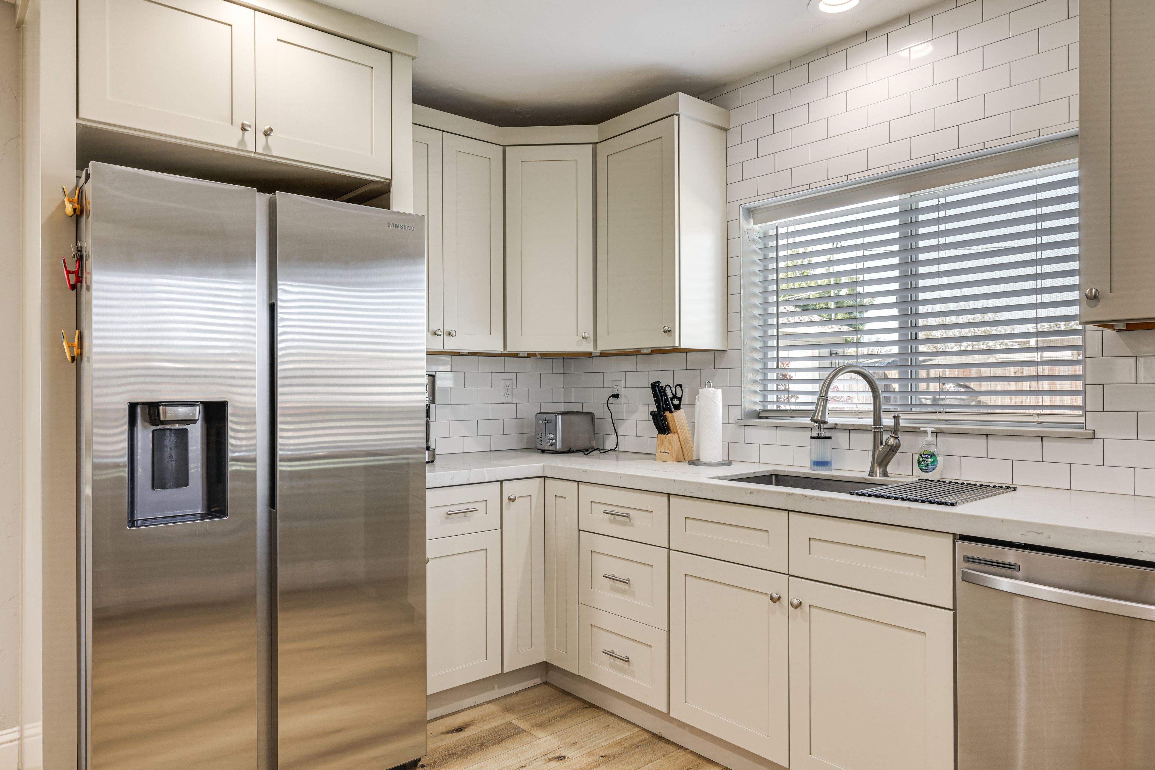Fully Equipped Kitchen | Keyless Entry