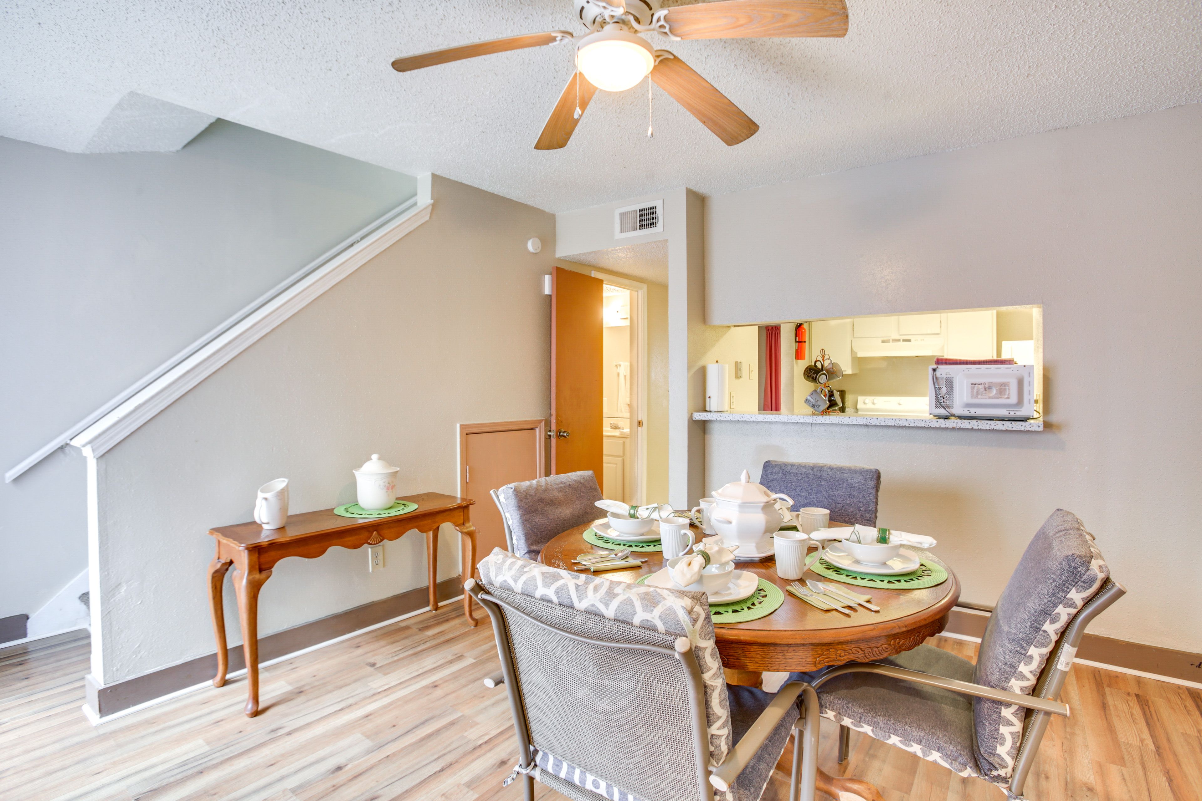 Harvey Vacation Rental | 2BR | 1.5BA | 1,200 Sq Ft | 1 Step to Enter