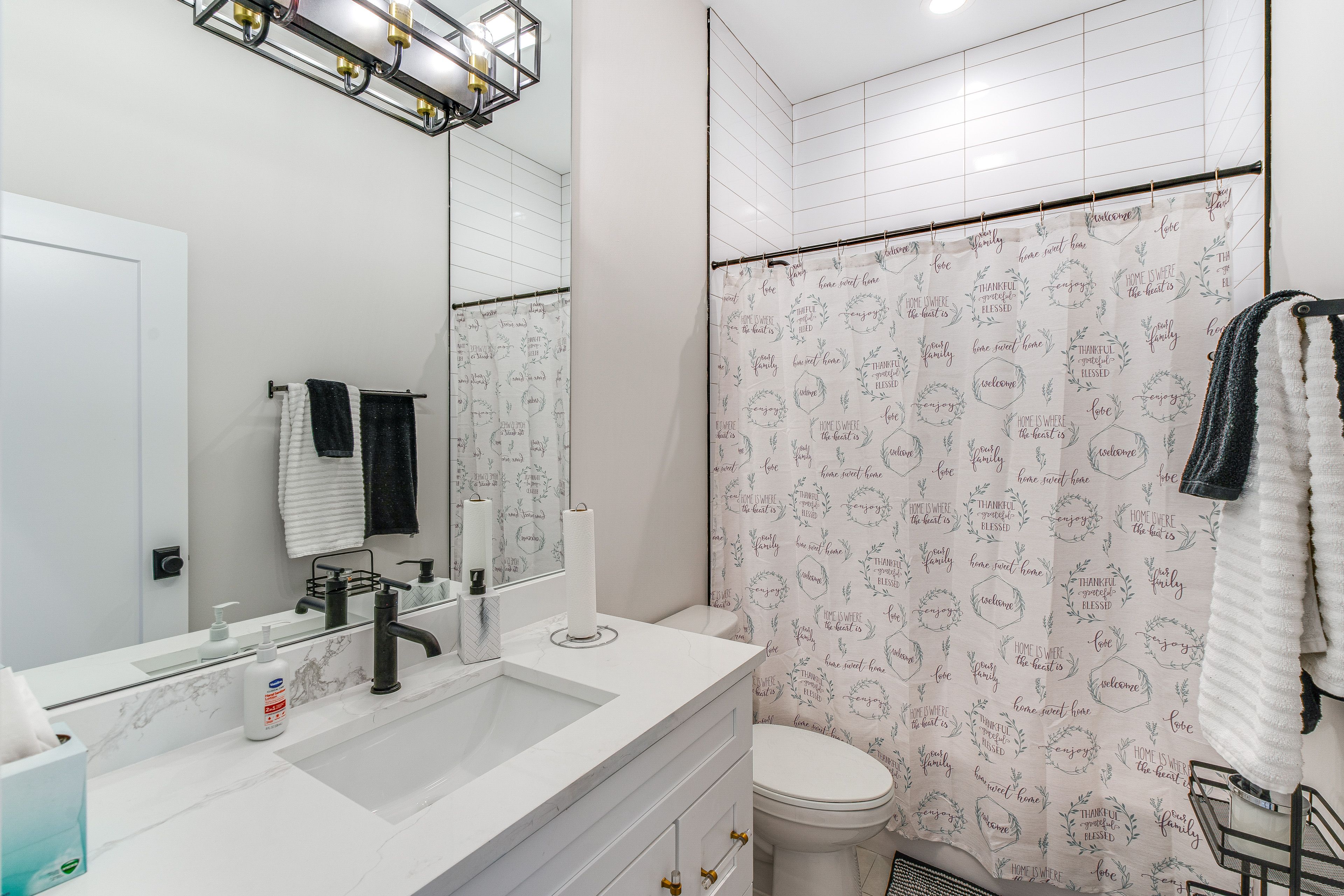 Full Bathroom | Hair Dryer
