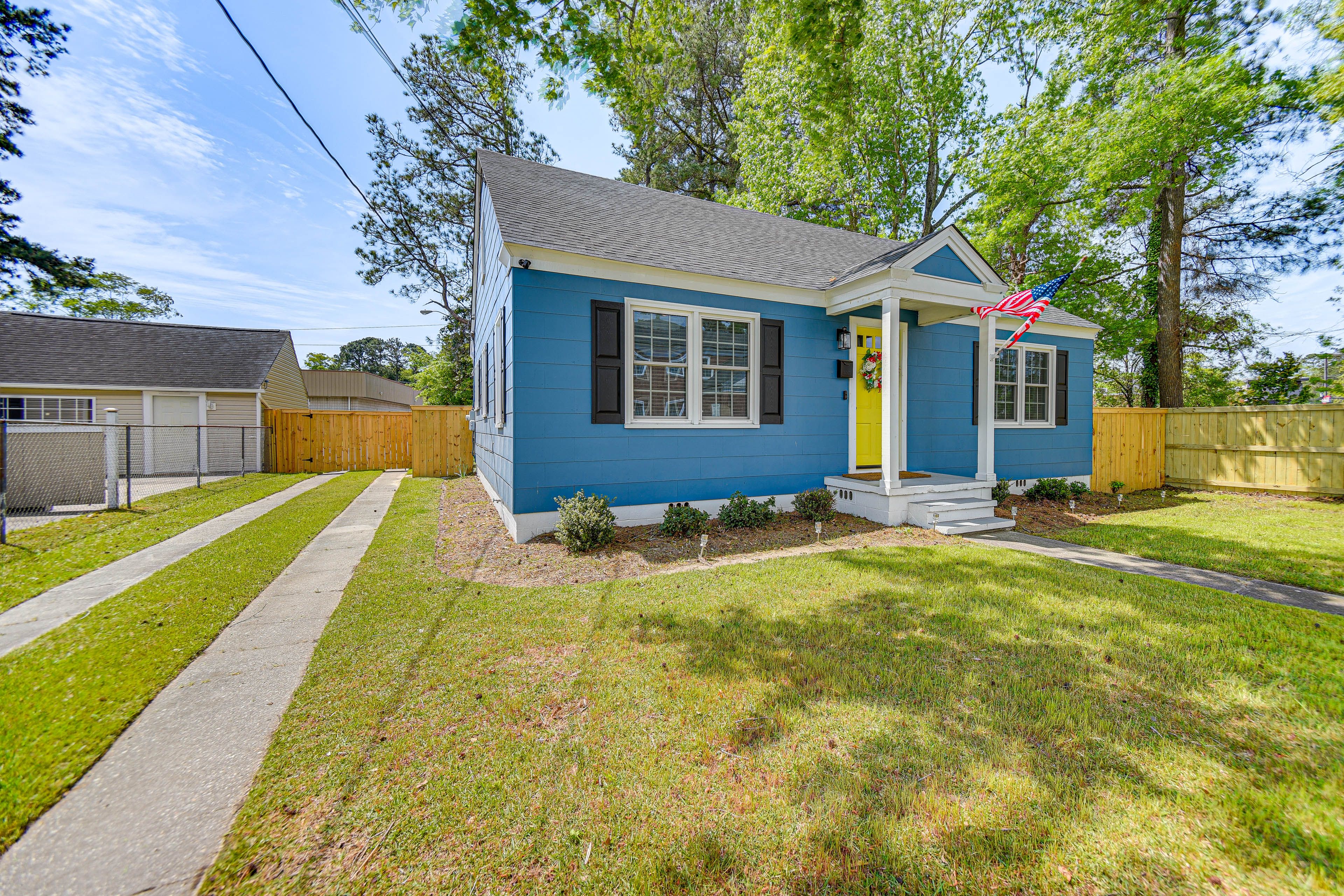 Property Exterior | Driveway Parking (3 Vehicles)
