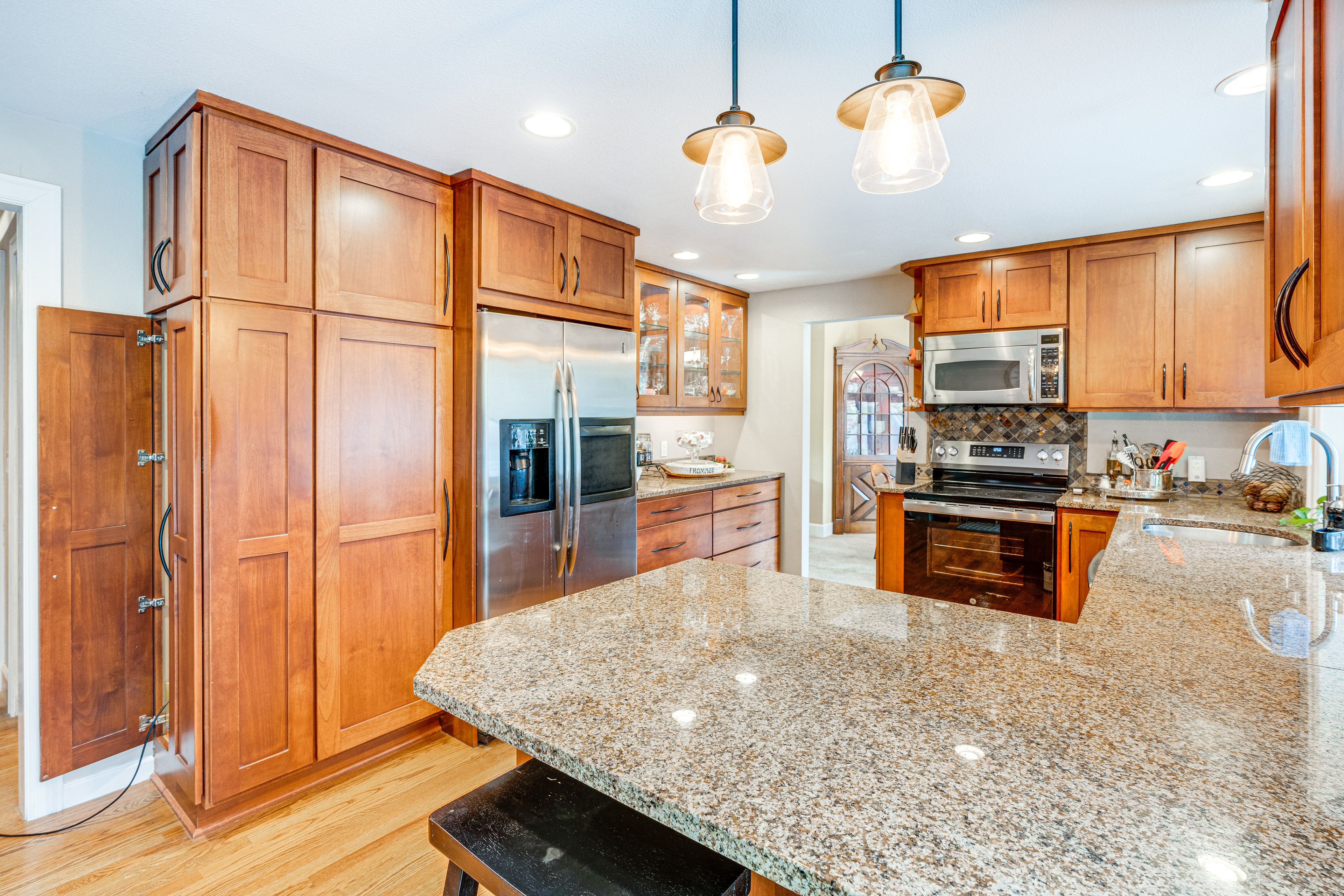 Kitchen | 1st Floor | Keurig Coffee Maker | Dishwasher | Cooking Basics