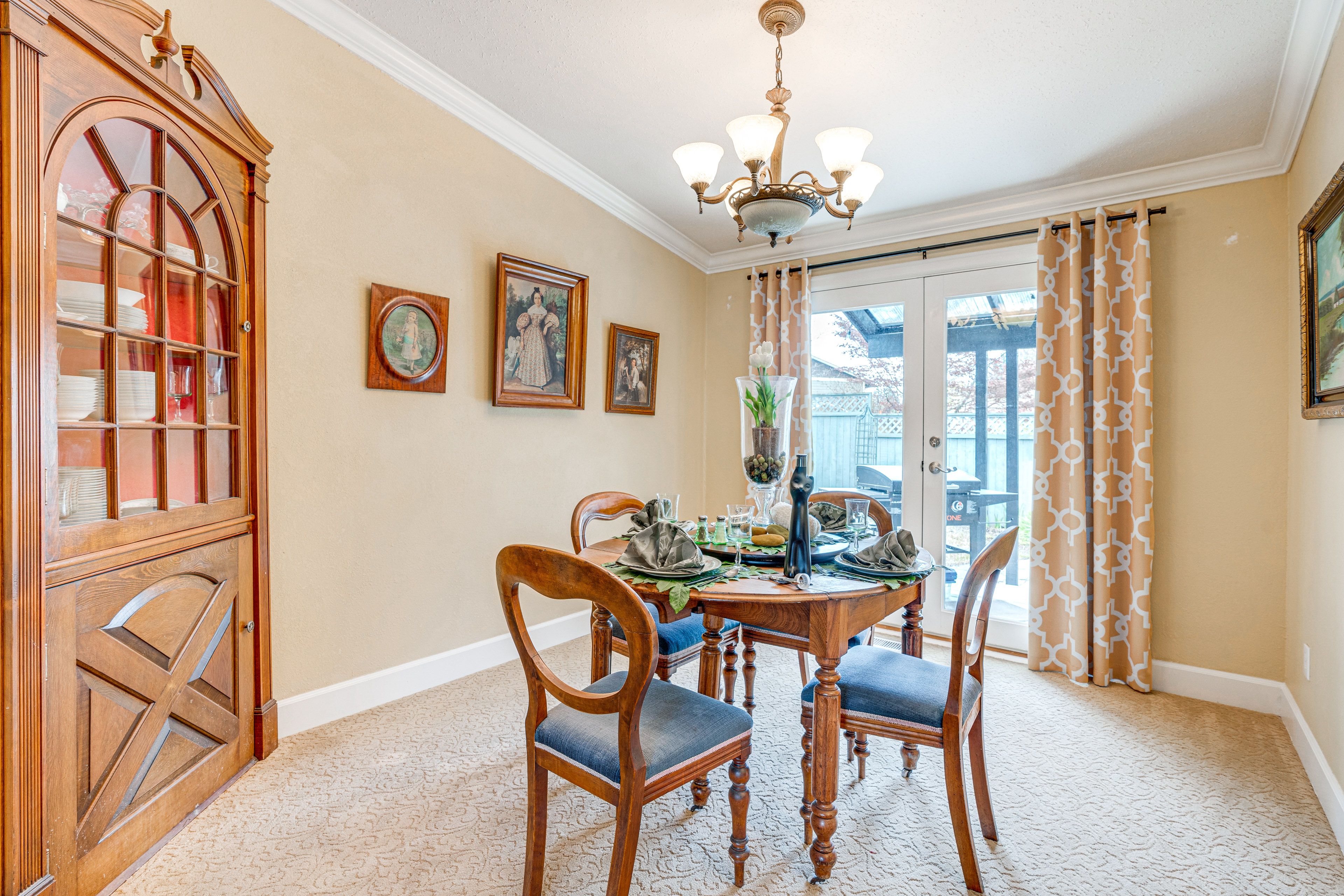 Dining Room | 1st Floor