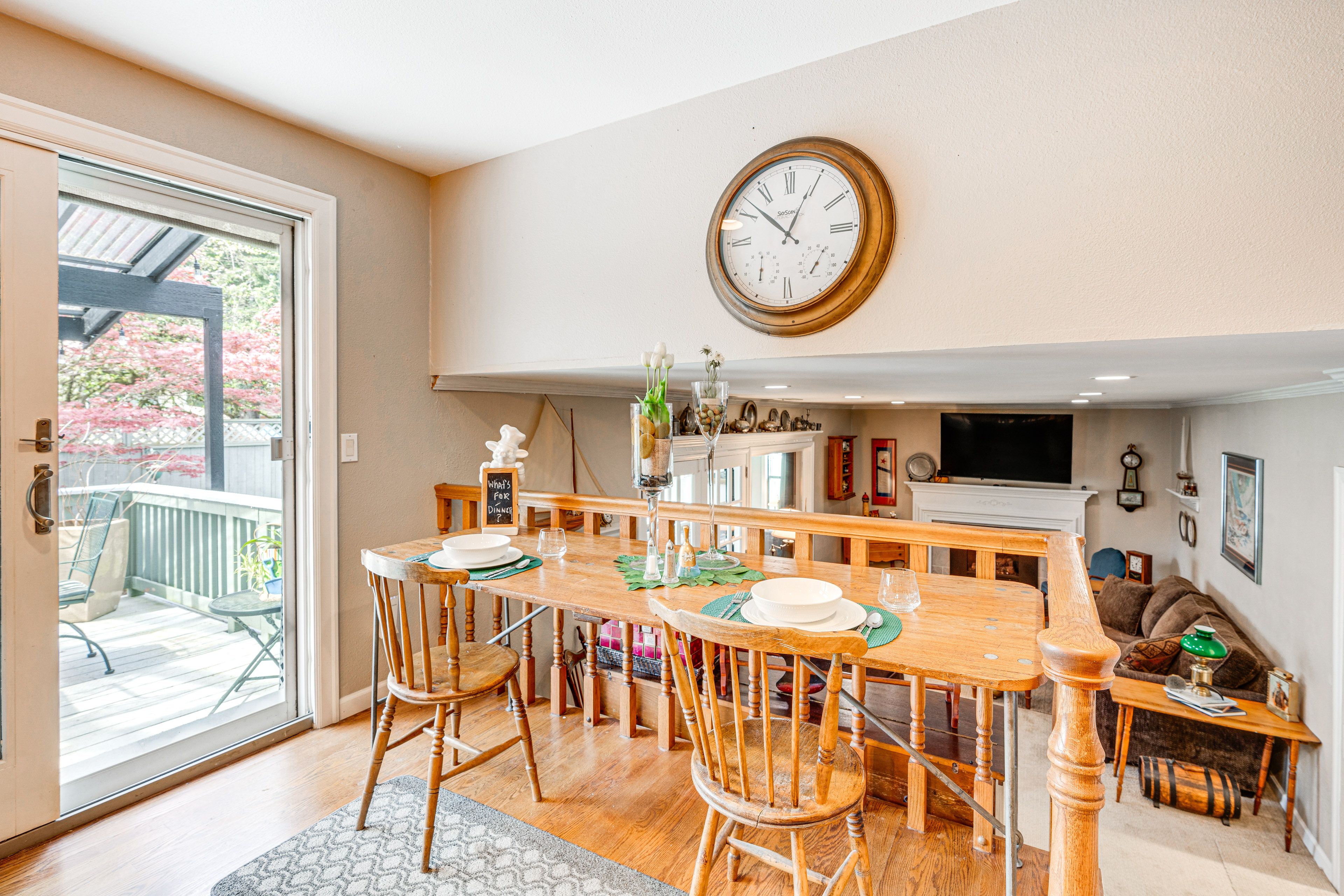 Dining Nook | 1st Floor