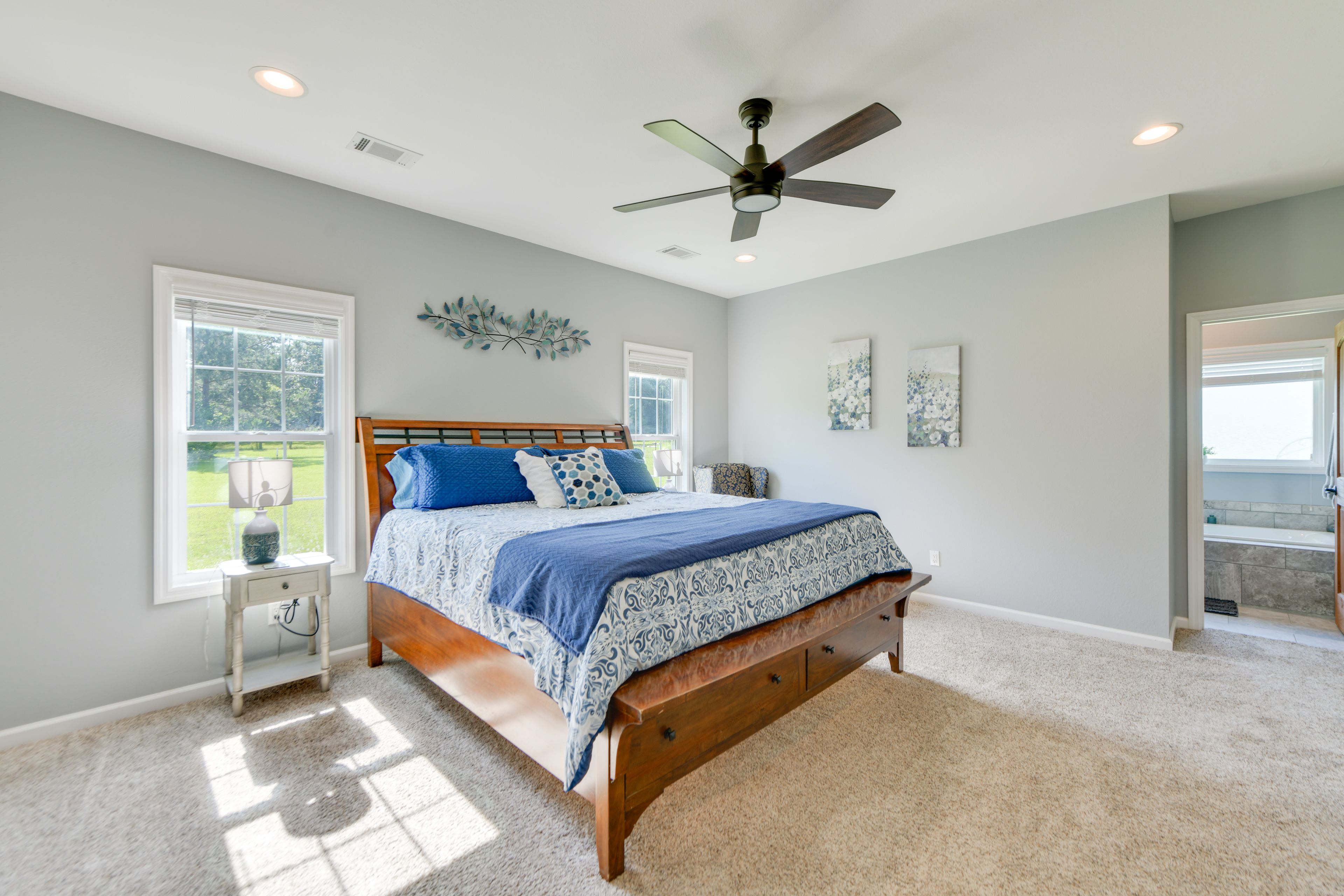 Bedroom 1 | King Bed | Walk-In Closet | Smart TV