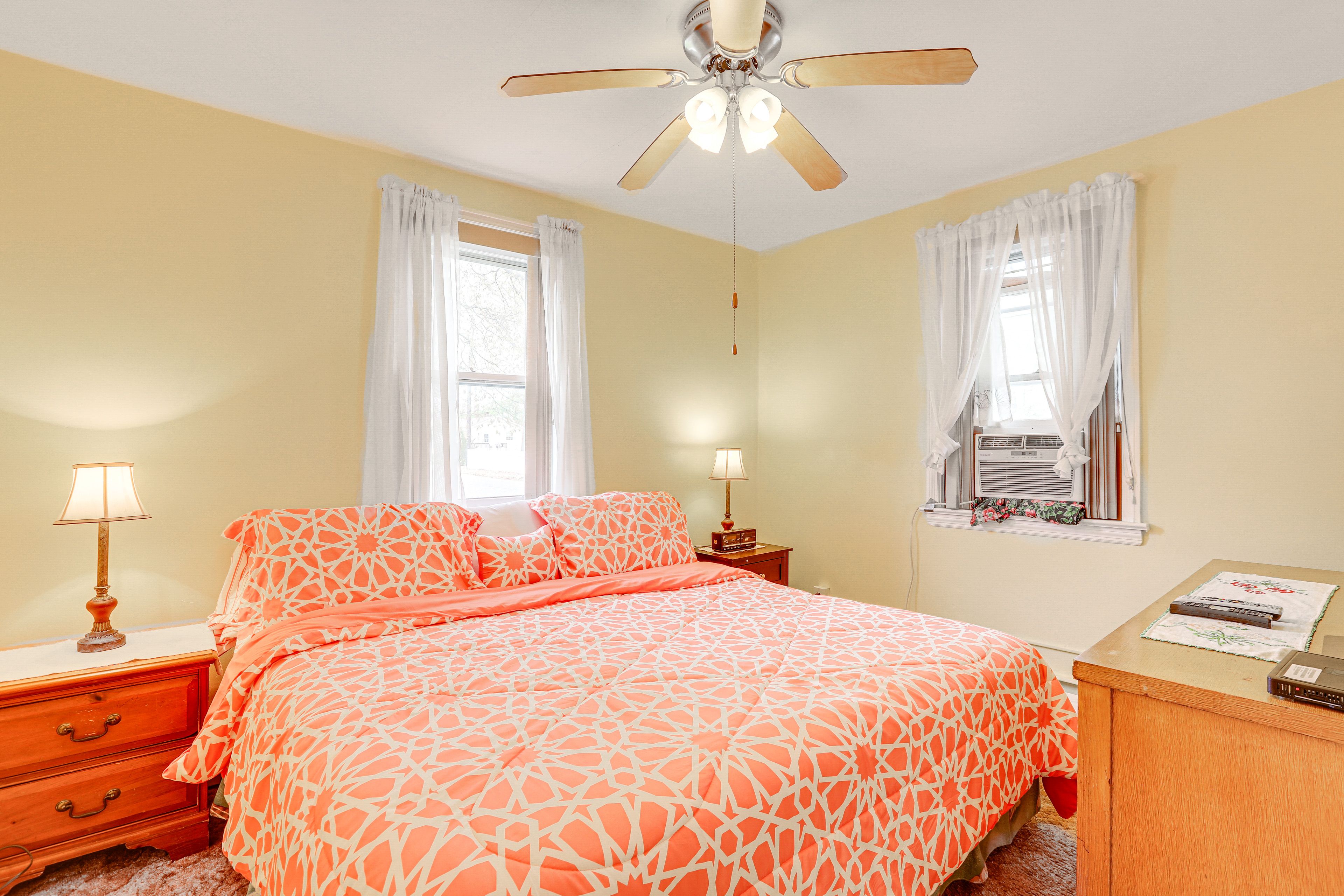 Bedroom 1 | King Bed | Linens Not Provided