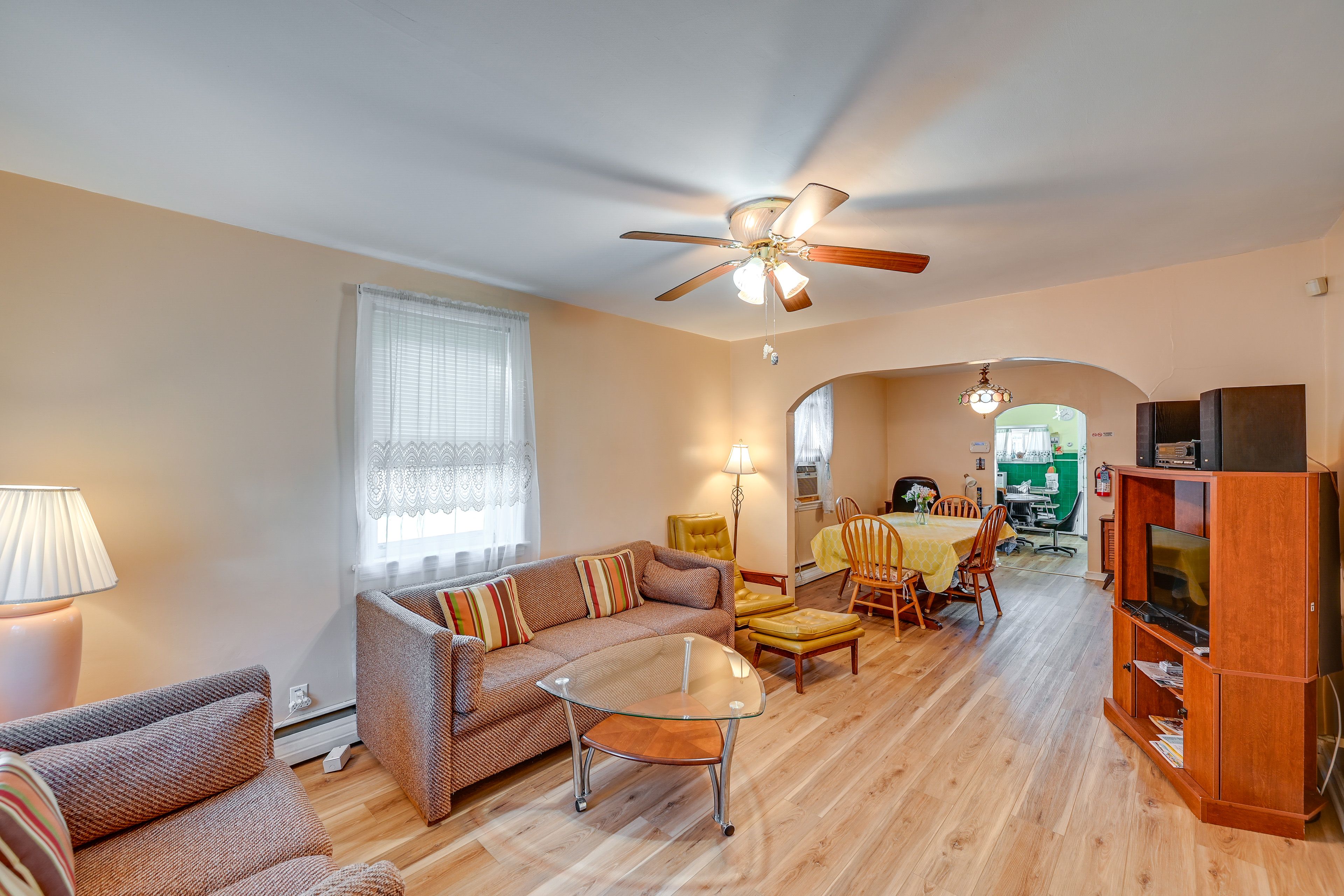 Villas Vacation Rental | 2BR | 1BA | 975 Sq Ft | 3 Steps Required