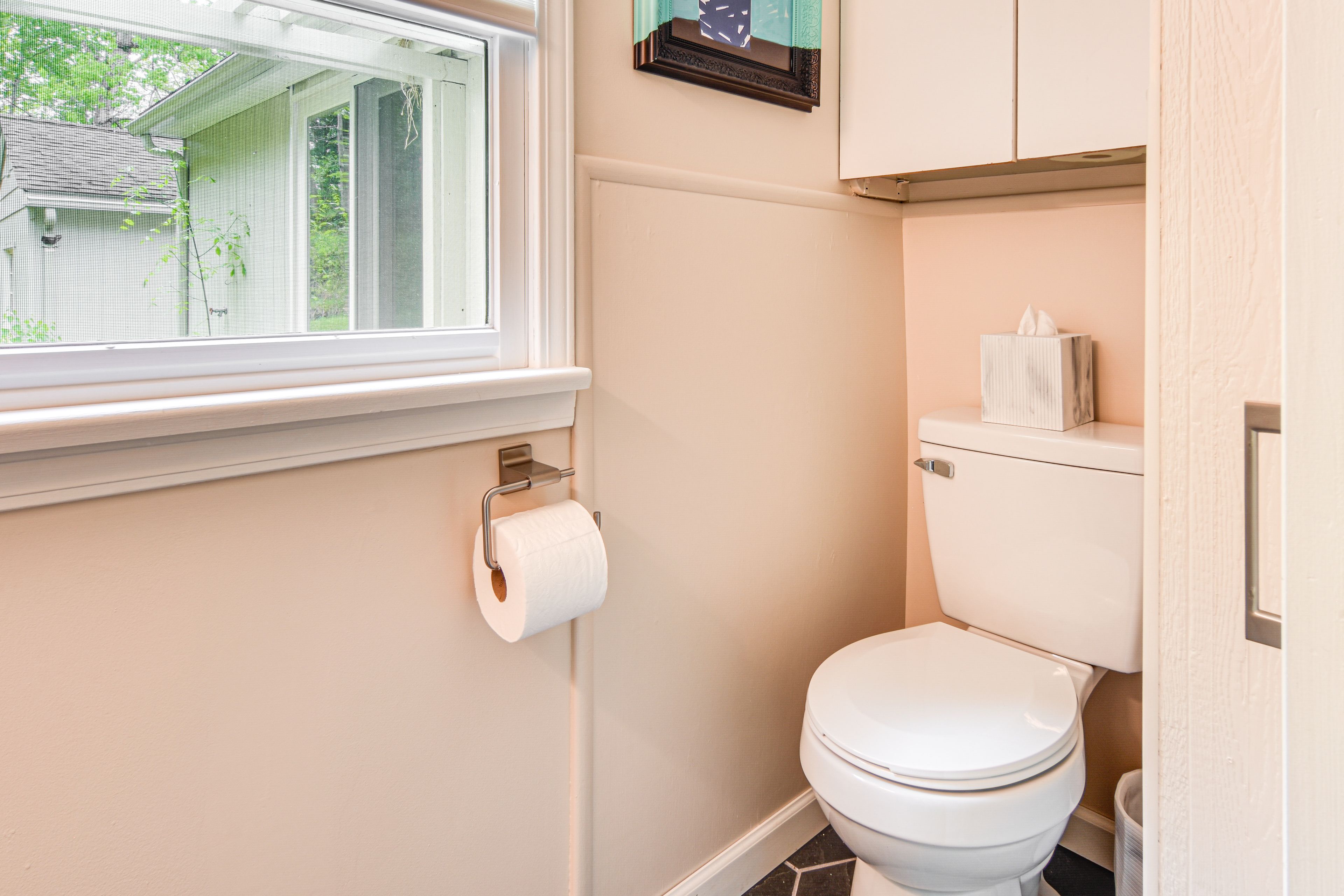 Half Bathroom (Access via Bedroom 1) | Complimentary Toiletries
