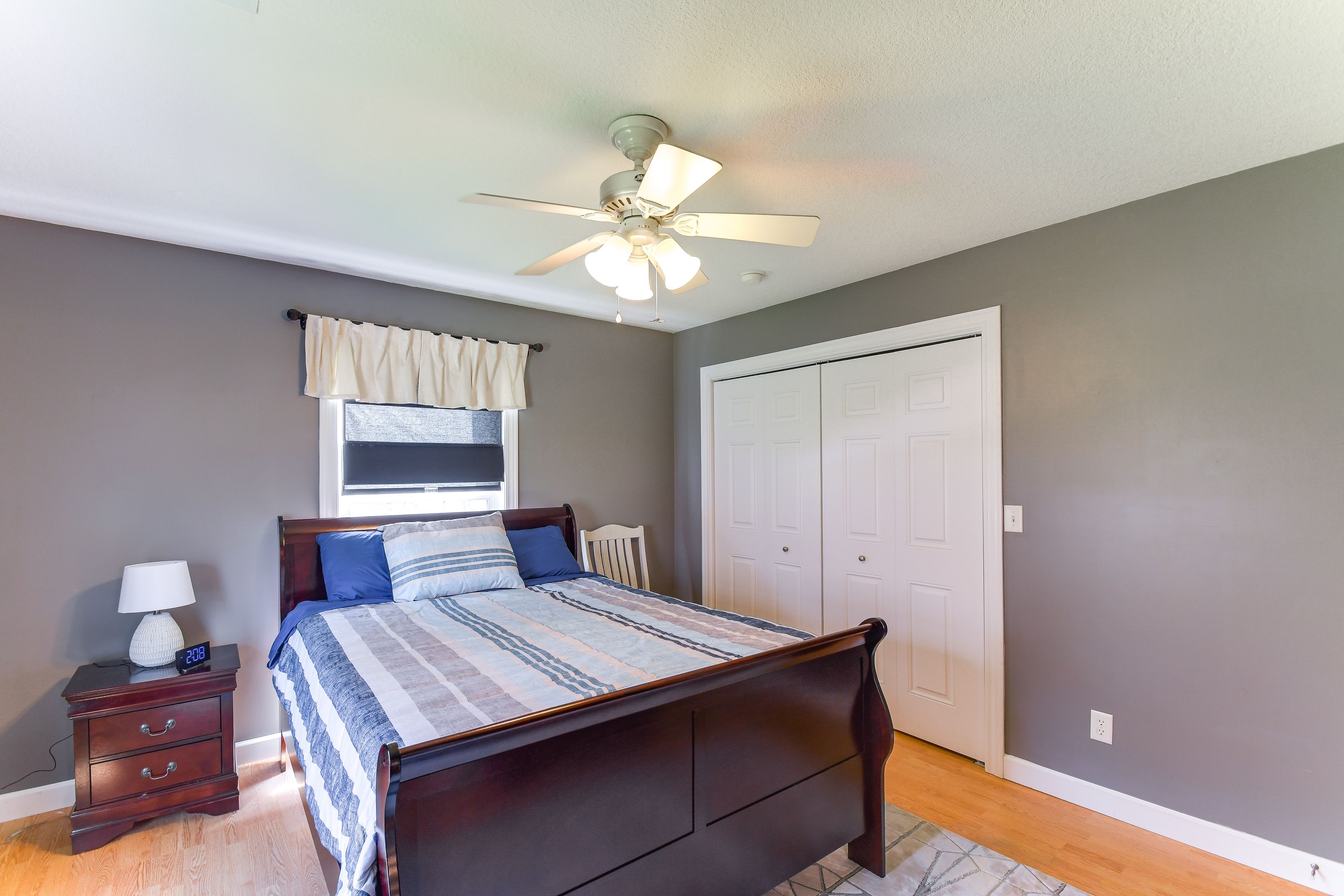 Bedroom 2 | Queen Bed | Upper Level