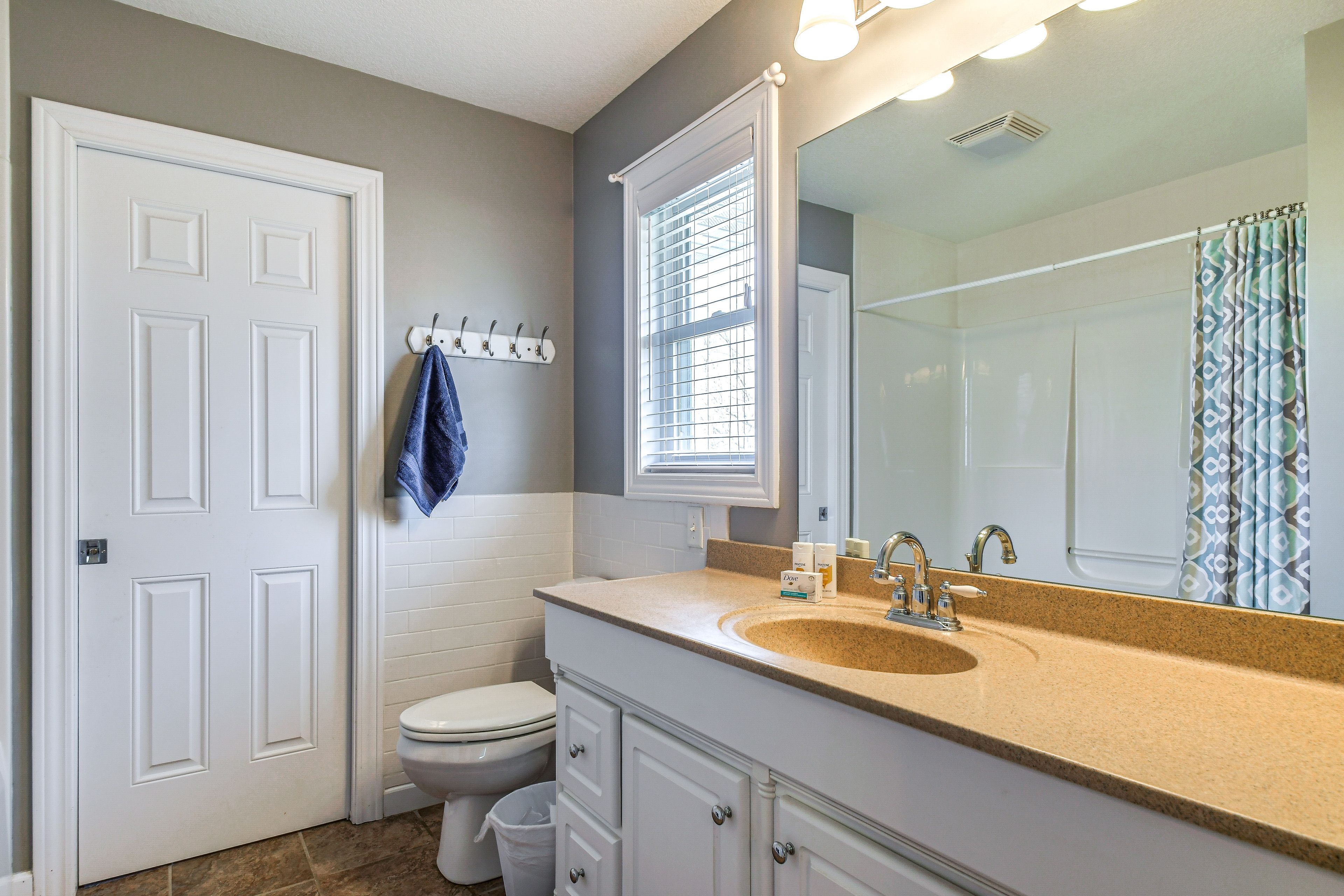 Jack-and-Jill Bathroom | Upper Level