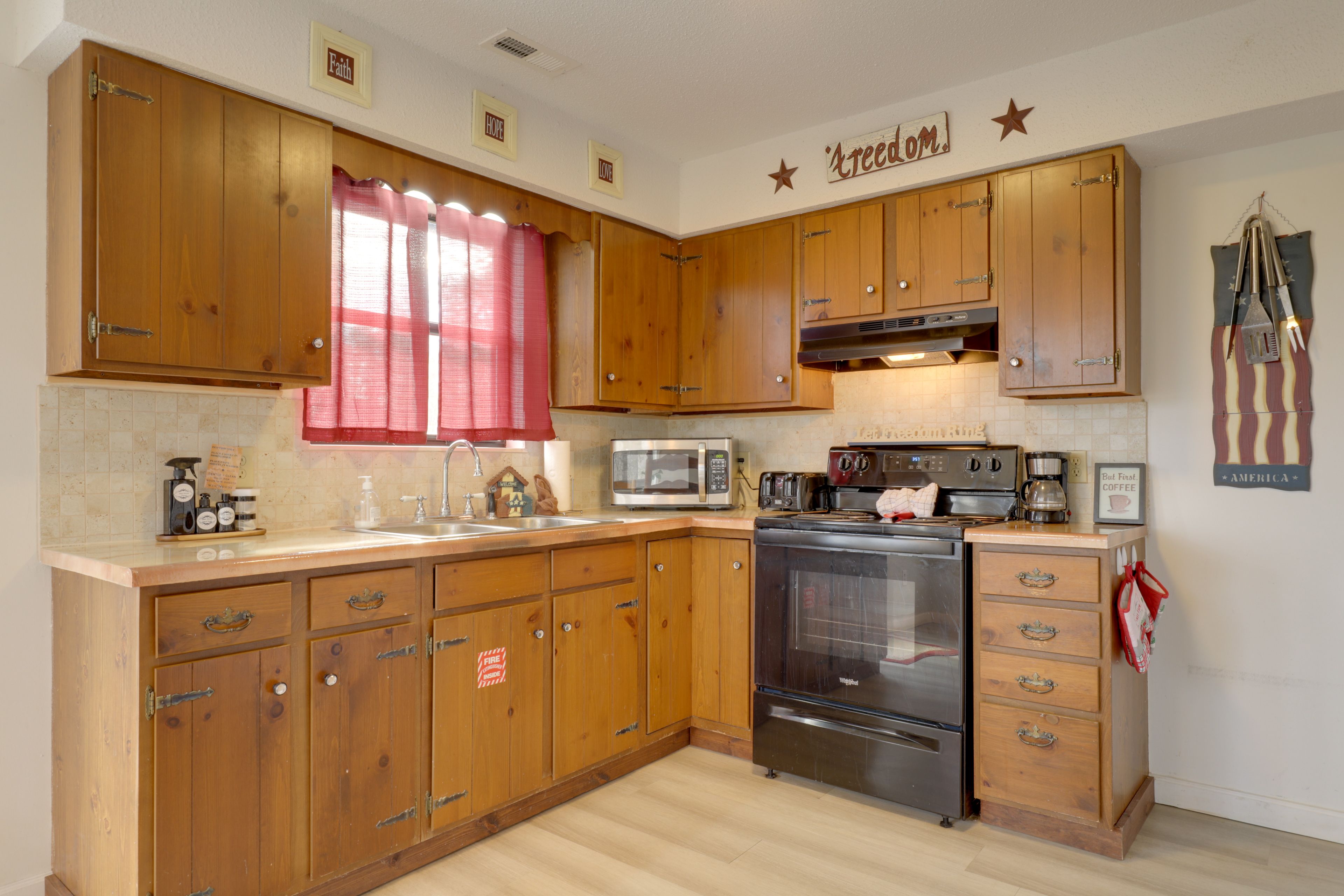 Kitchen | Drip Coffee Maker