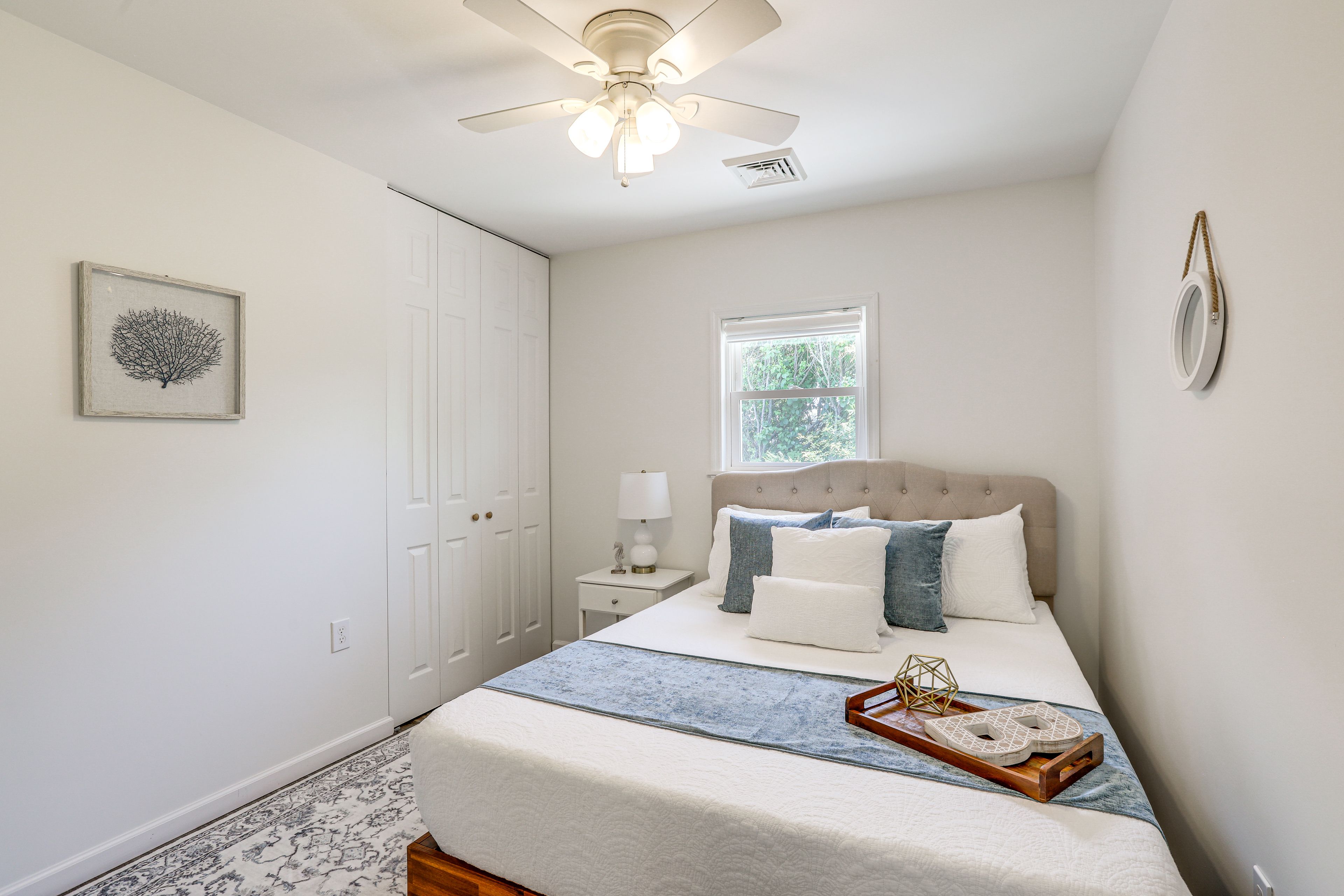 Bedroom 1 | Queen Bed | Linens & Towels Provided