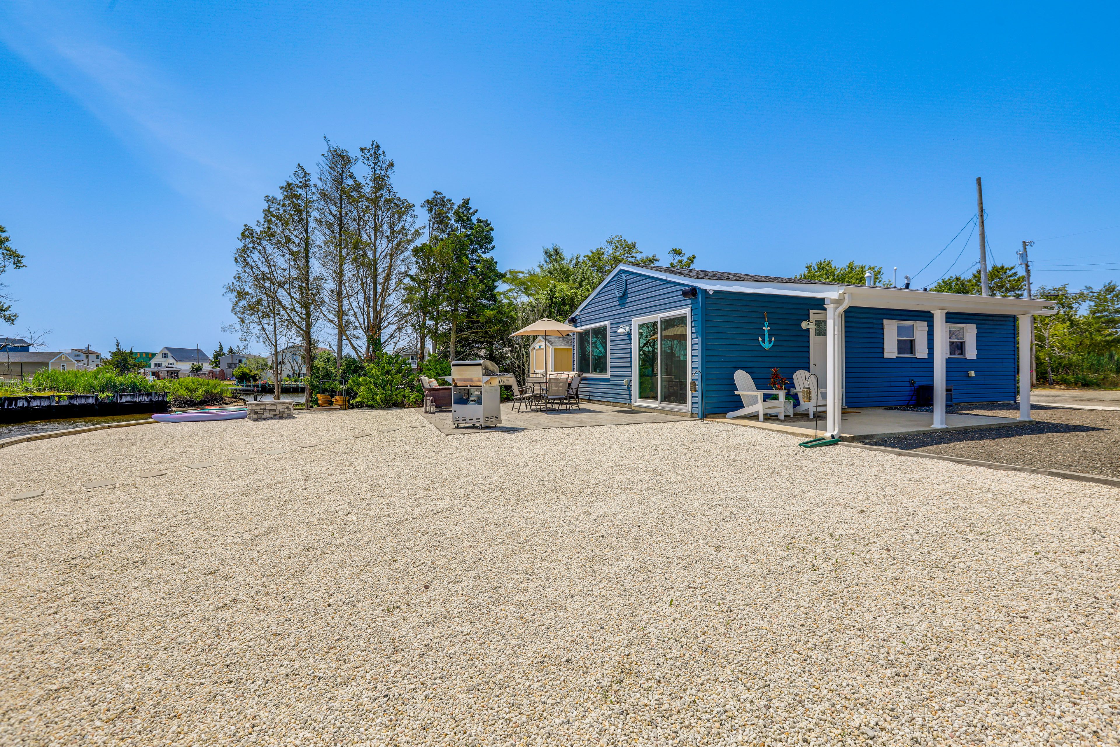 Little Egg Harbor Township Vacation Rental | 2BR | 1BA | 2 Steps to Enter
