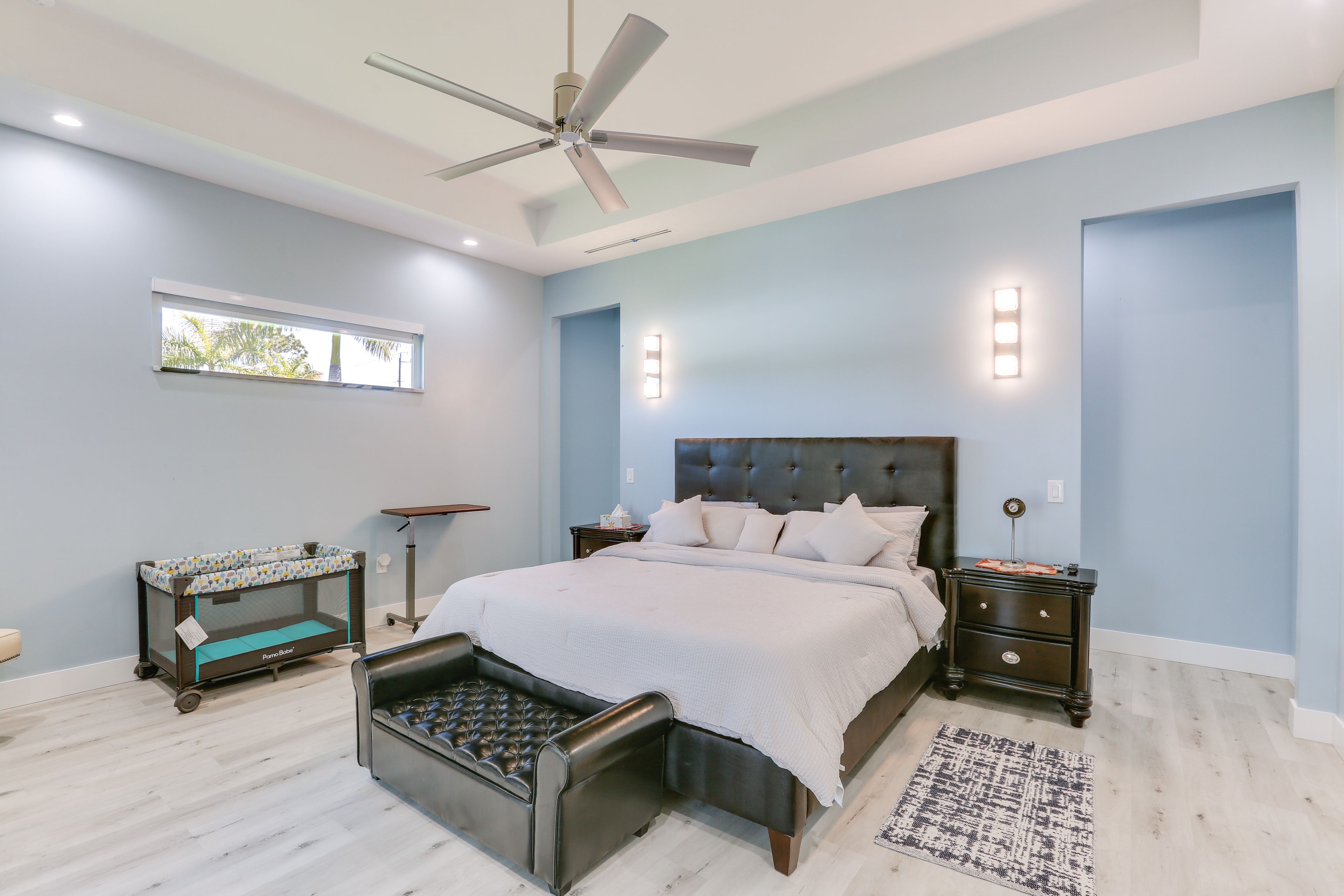Bedroom 1 | King Bed | Pack 'n Play | Smart TV w/ Cable