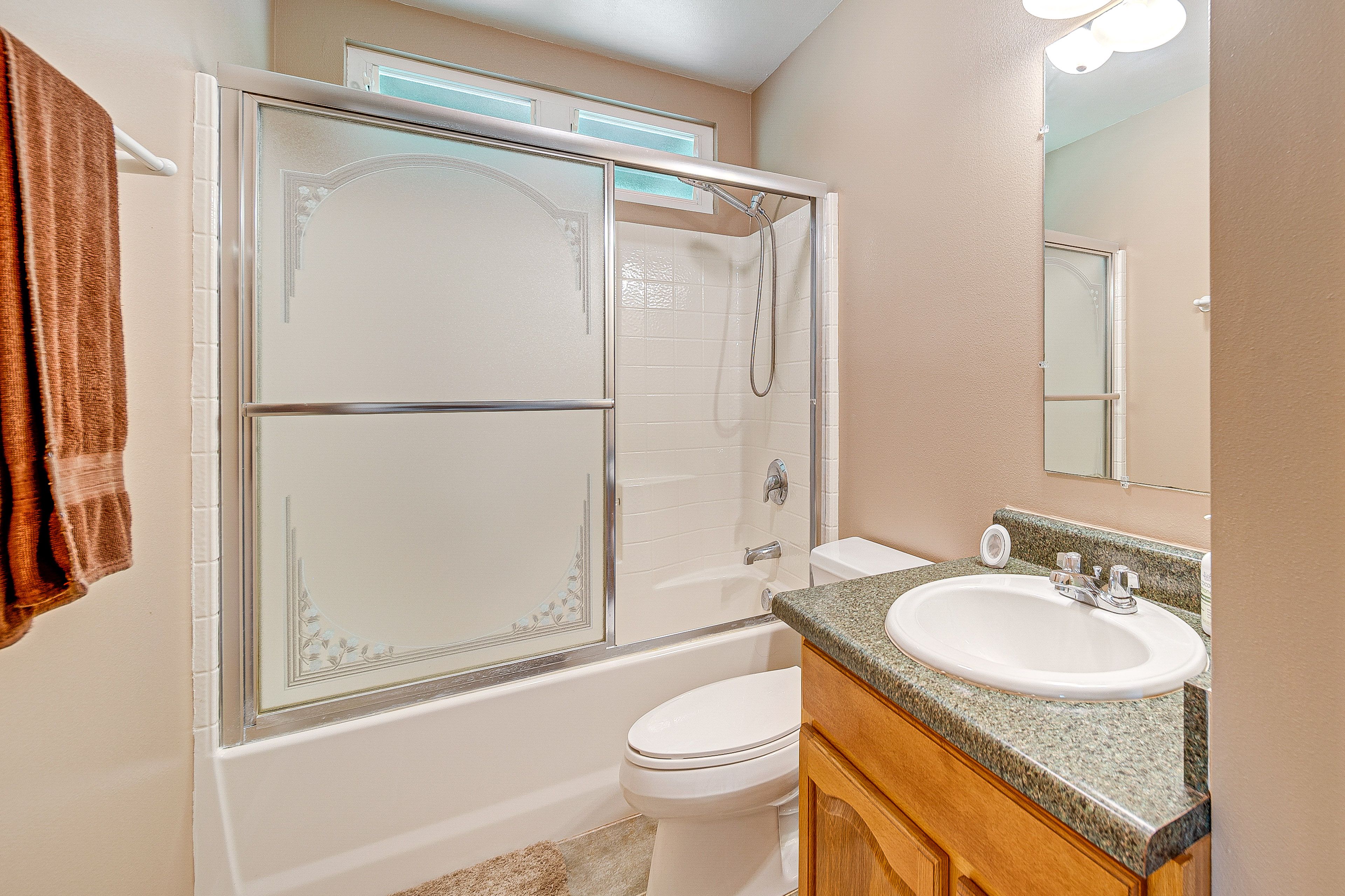 Full Bathroom