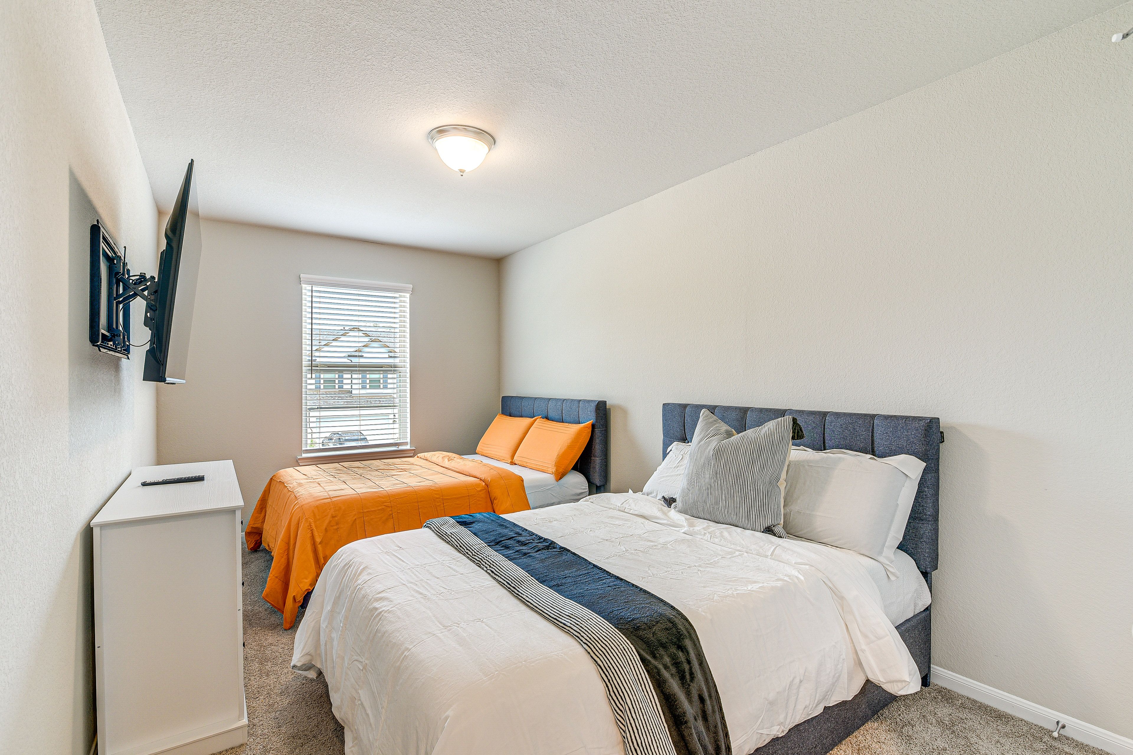 Bedroom 2 | 2 Full Beds | 2nd Floor