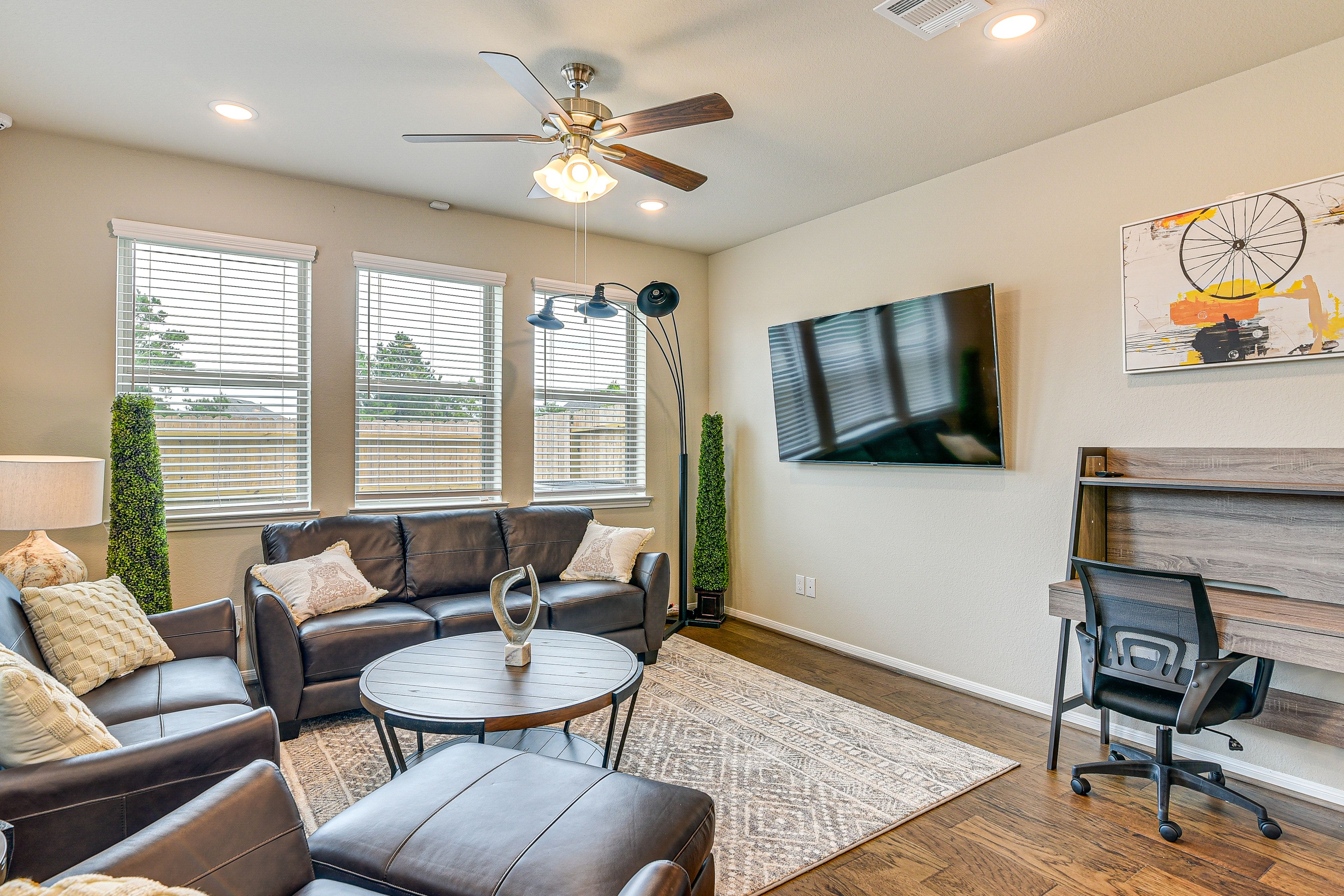 Houston Vacation Rental | 3BR | 2.5BA | Stairs Required | 1,642 Sq Ft