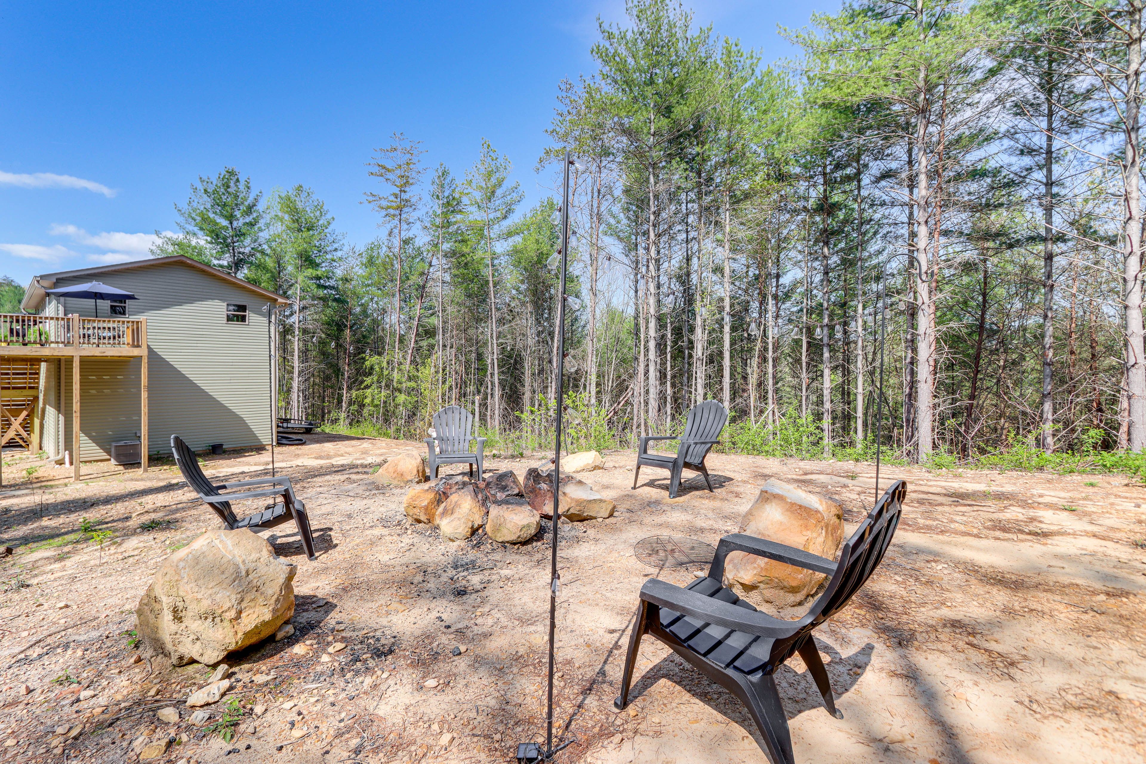 Private Backyard Area | Fire Pit w/ Seating