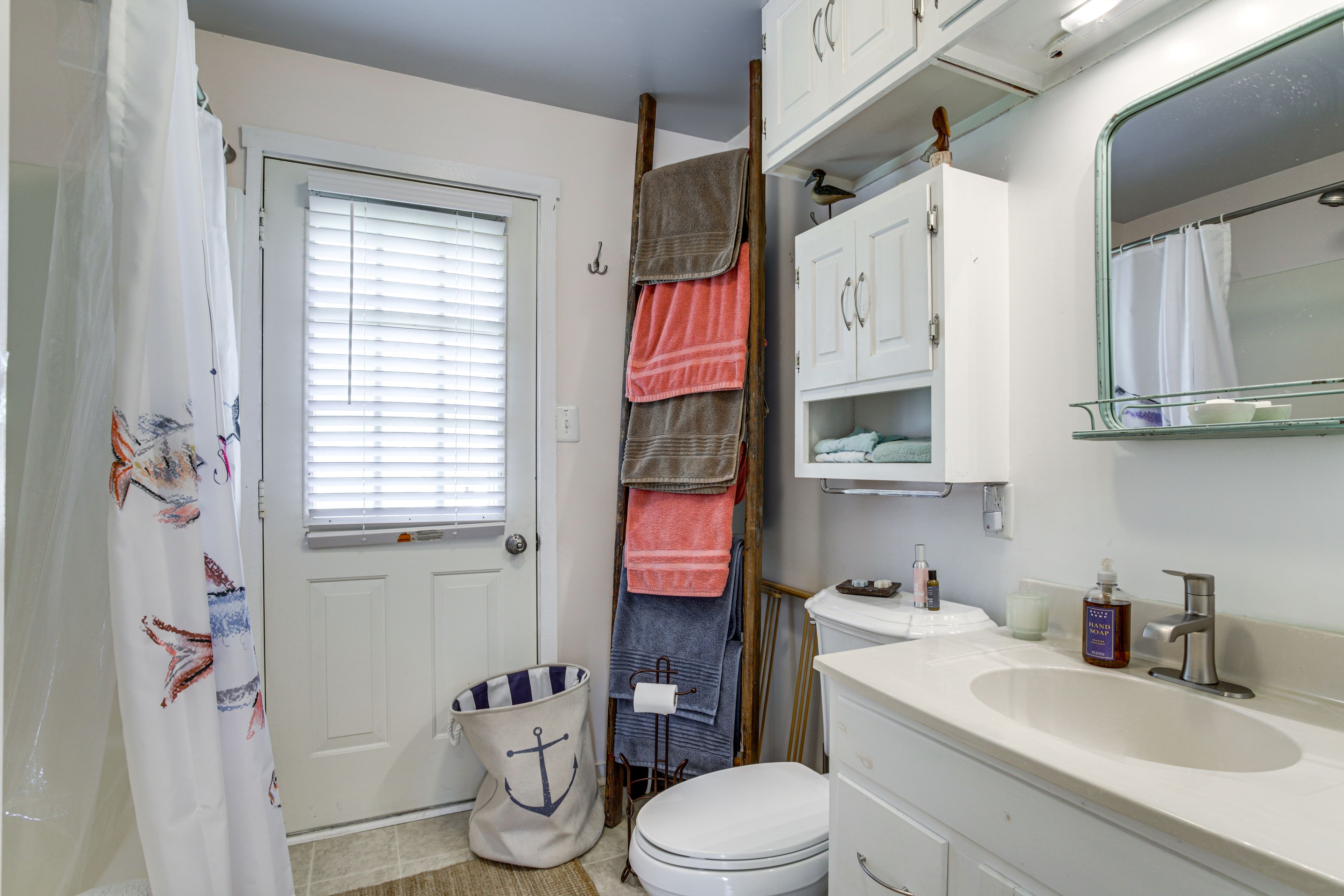 Full Bathroom | Washer & Dryer | 1st Floor