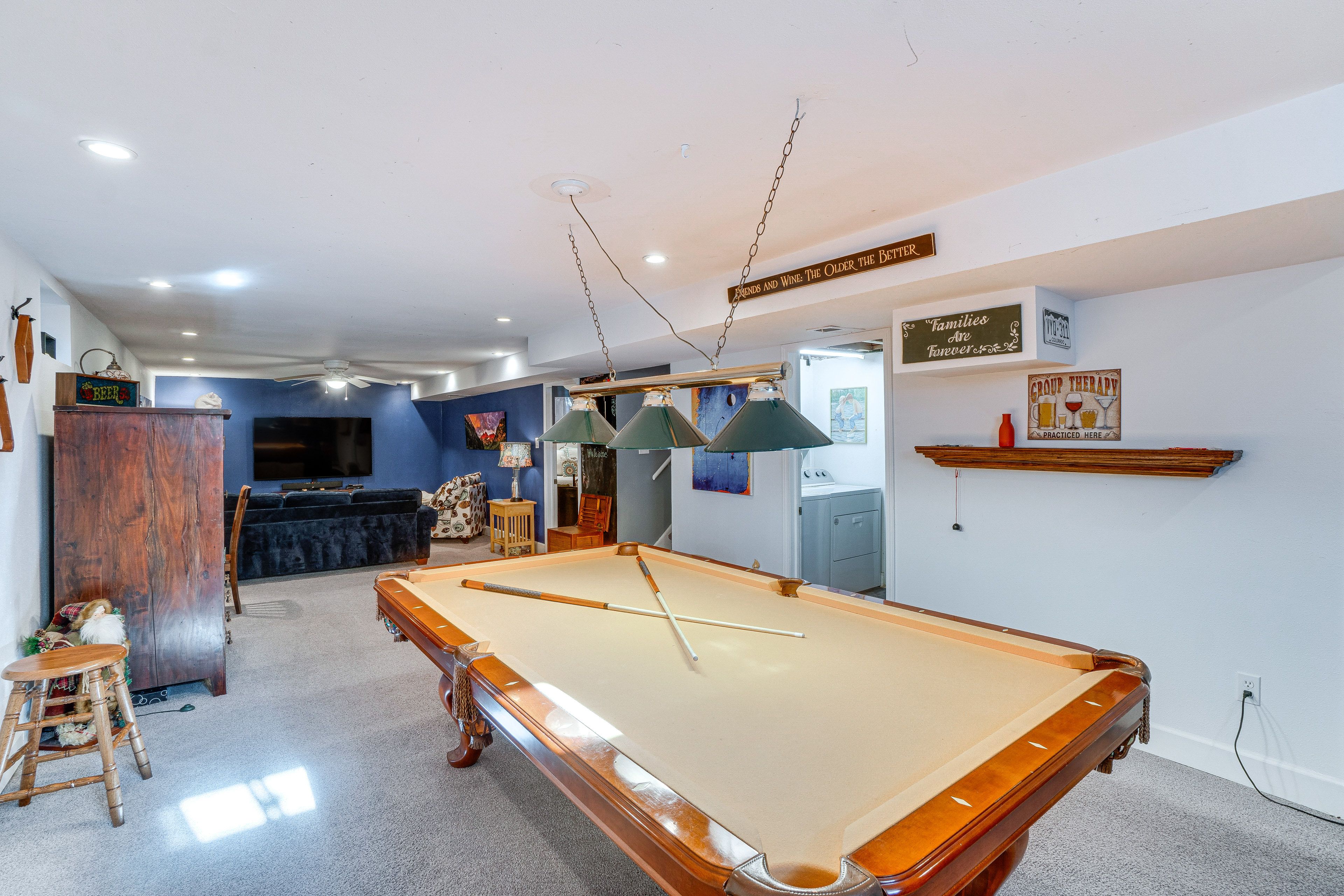 Game Room | Pool Table | Smart TV | Board Games