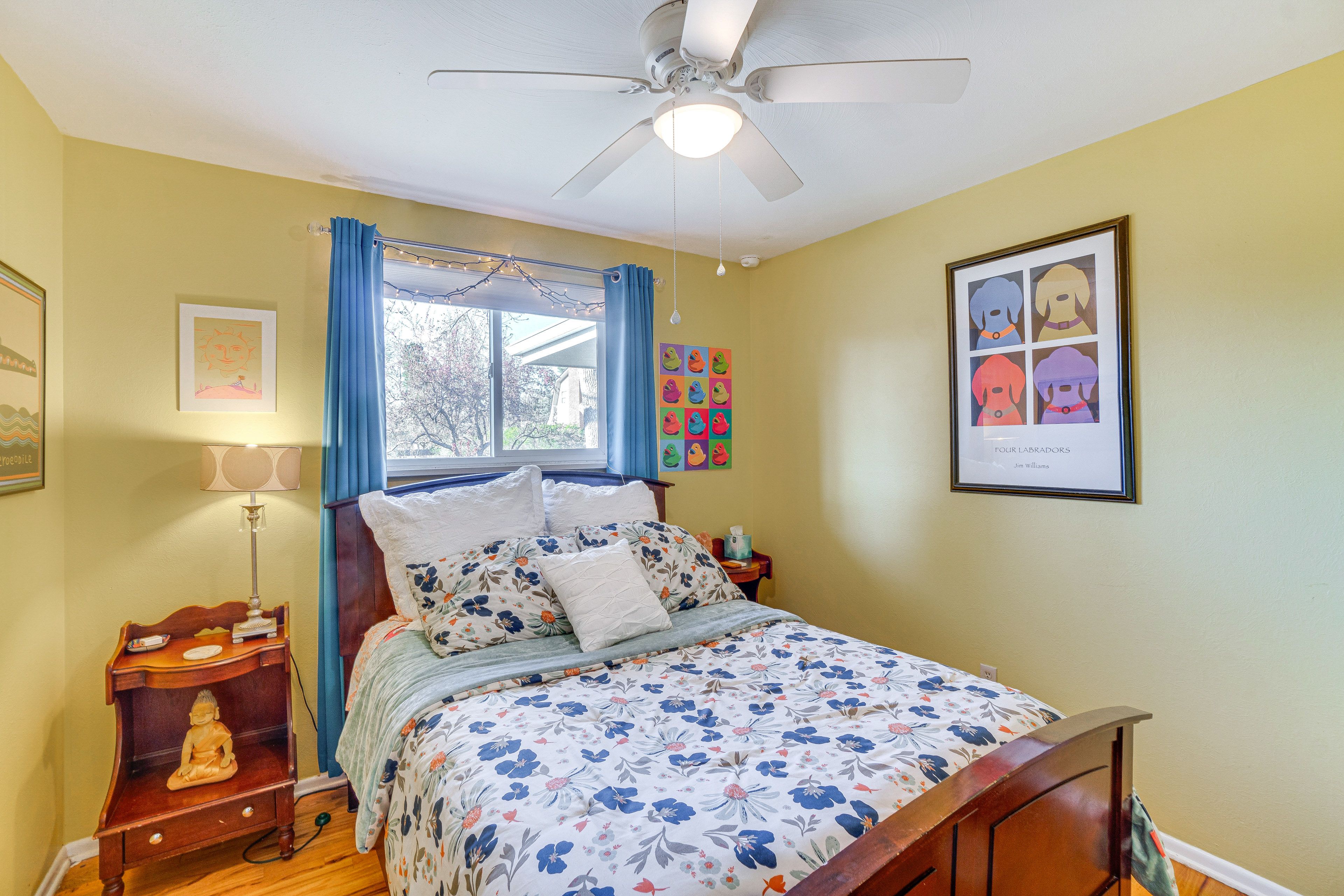 Bedroom 2 | Full Bed | Main Floor