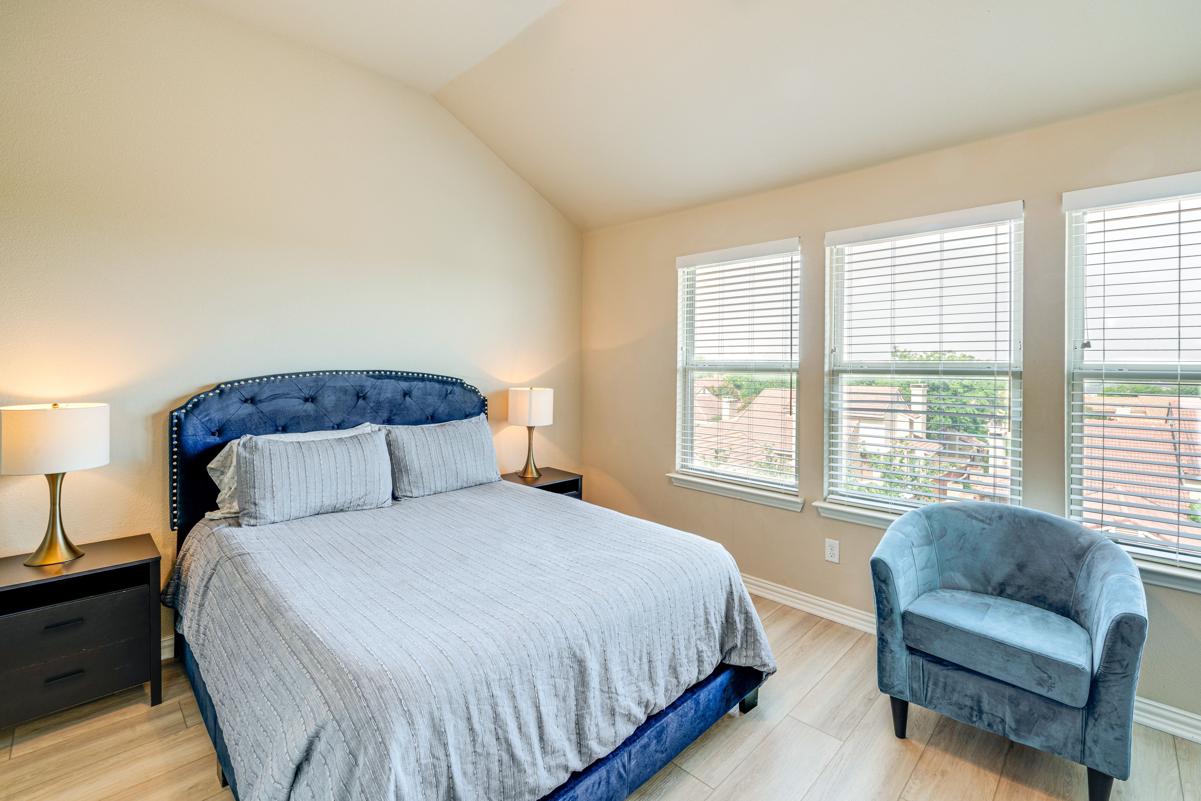 Bedroom 3 | Queen Bed | 2nd Floor