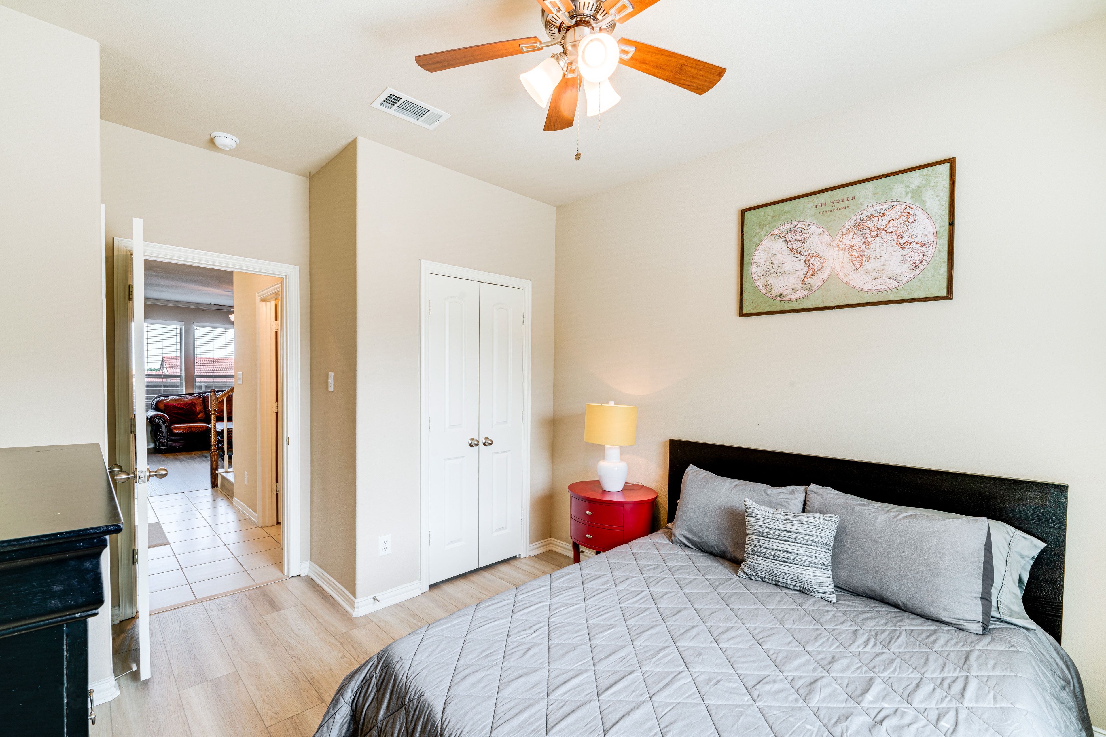 Bedroom 4 | Queen Bed | 1st Floor