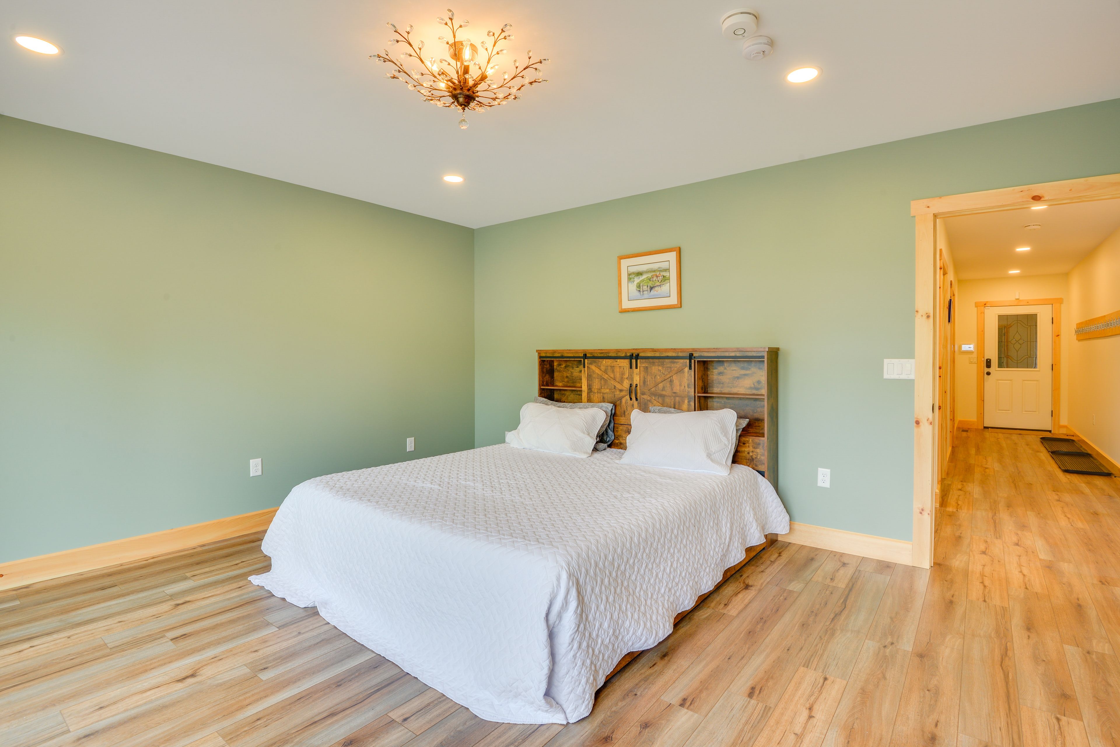 Bedroom 1 | Main Level | King Bed | Linens Provided | Smart TV w/ Cable