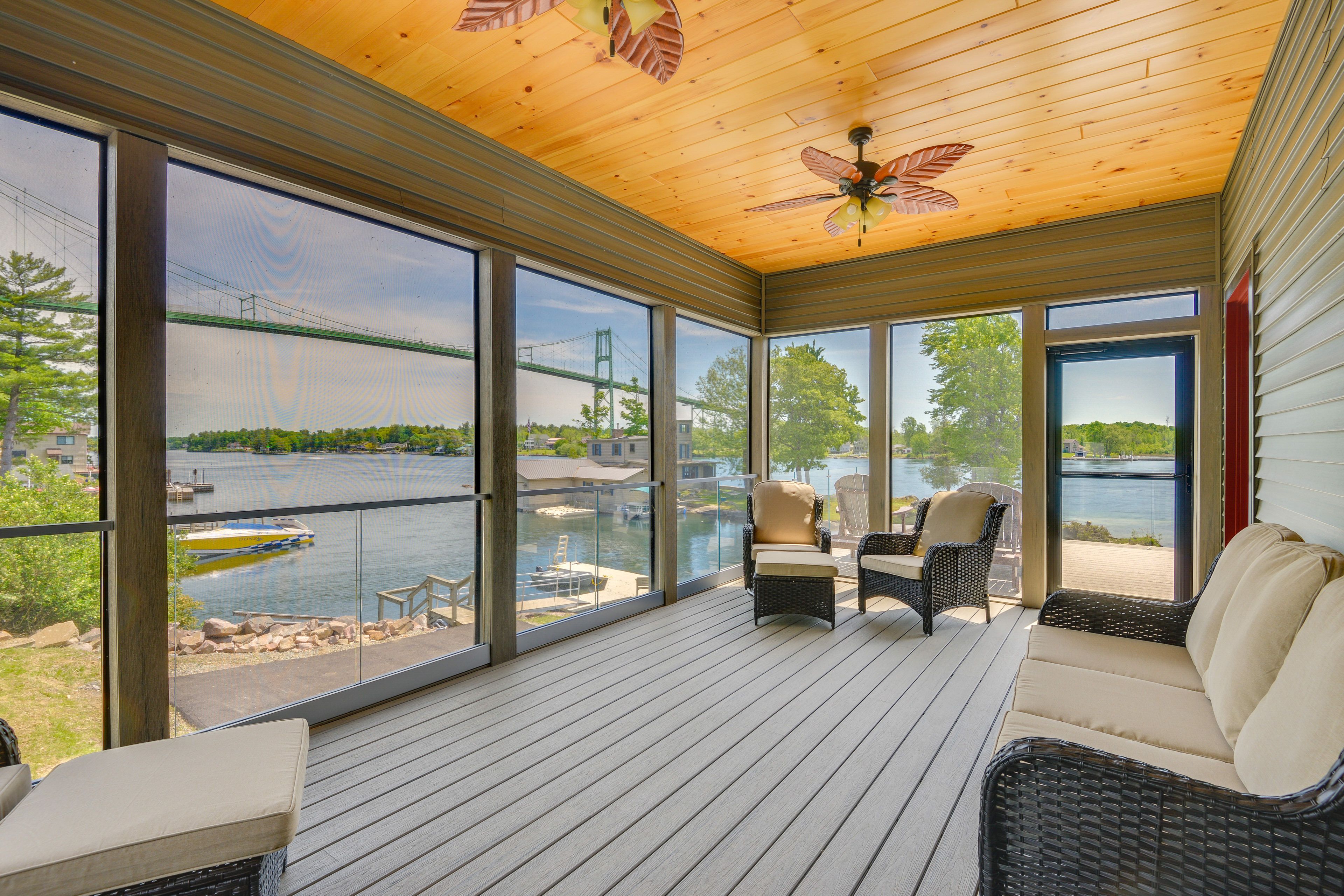 Screened Porch | Bridge & Water View | Seating
