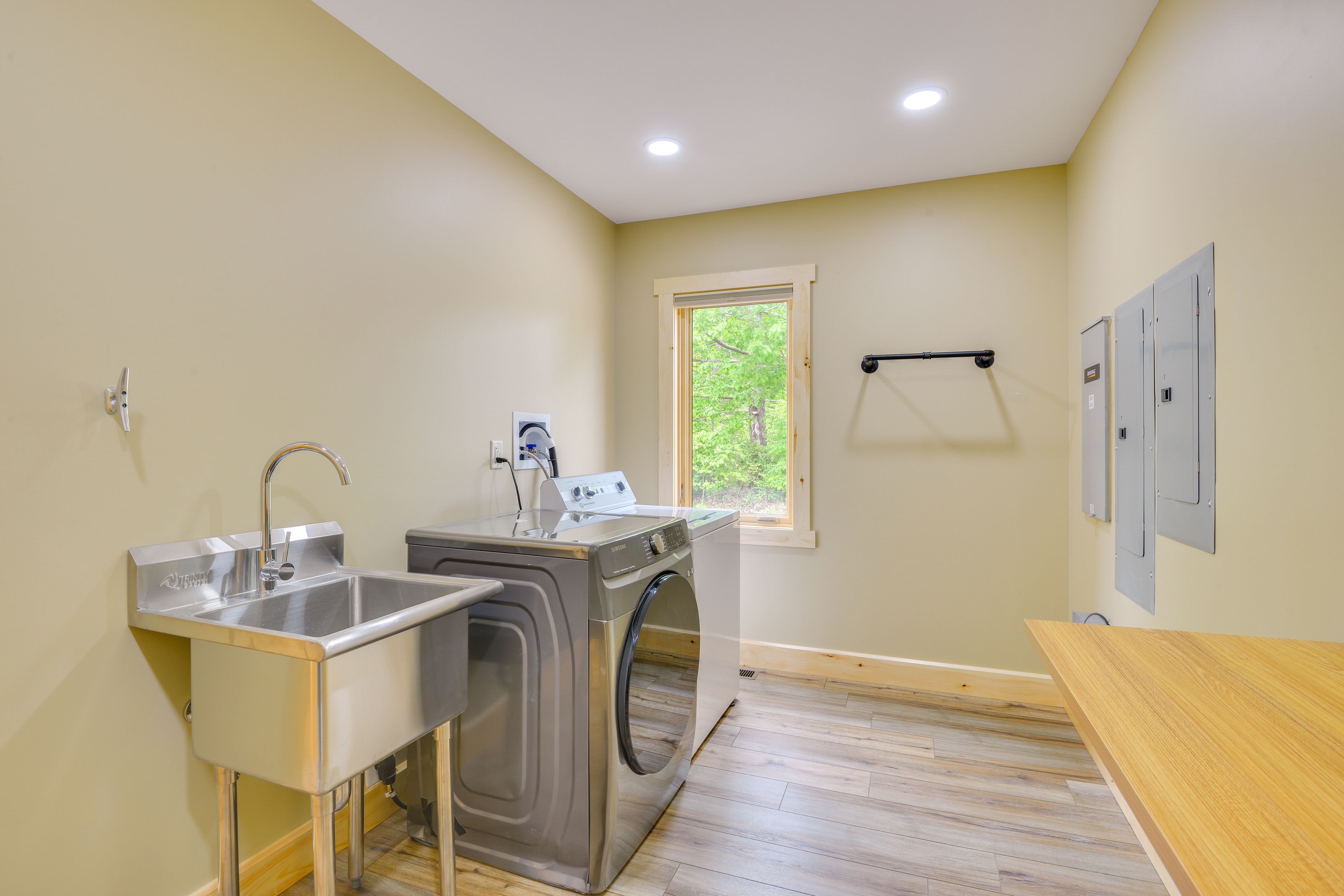 Washer & Dryer | Main Level