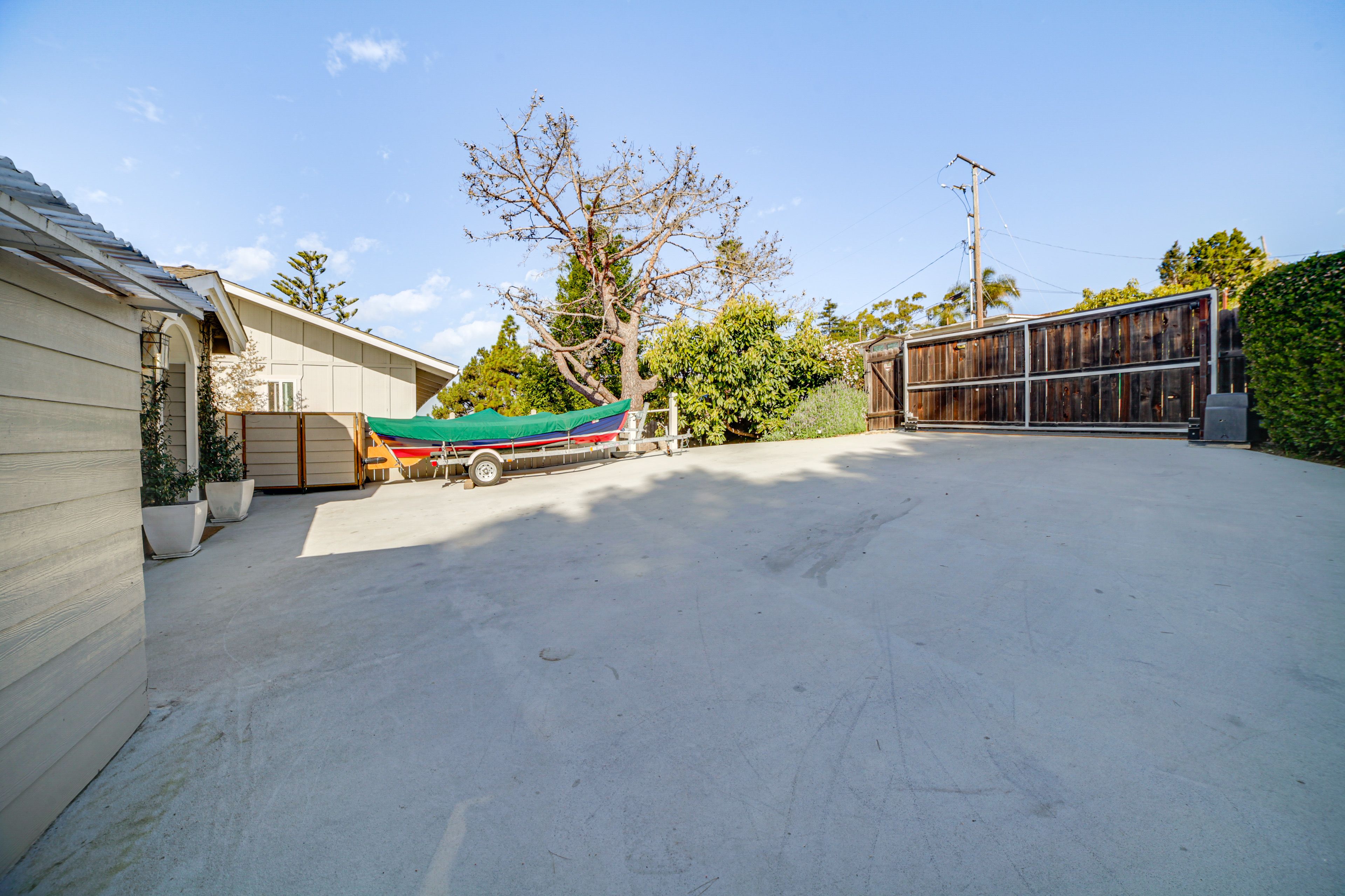 Parking | Driveway (1 Vehicle) | Additional Off-Street Parking Space (1 Vehicle)