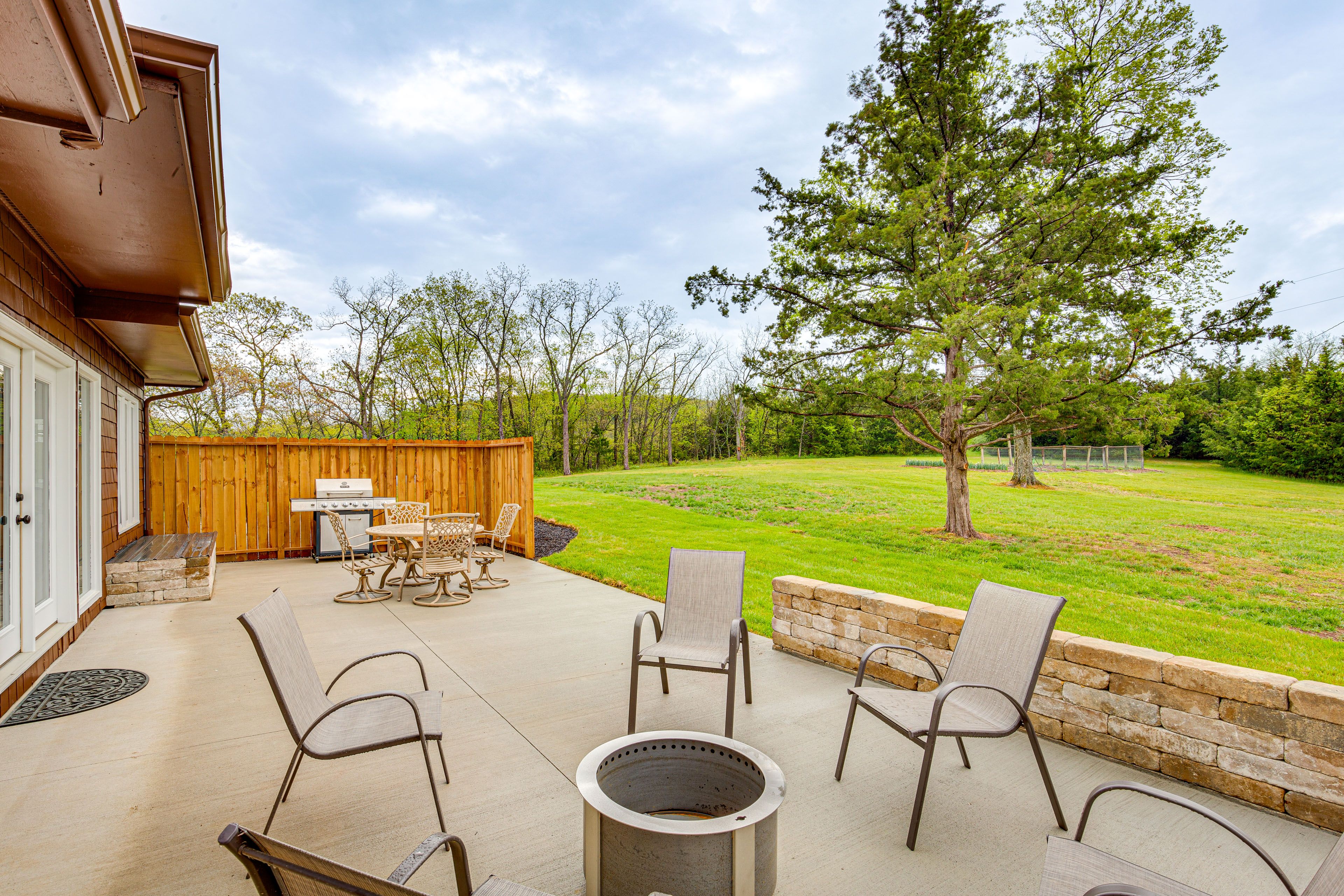 Perry Vacation Rental | 3BR | 2BA | 2 Steps to Enter | 1,300 Sq Ft