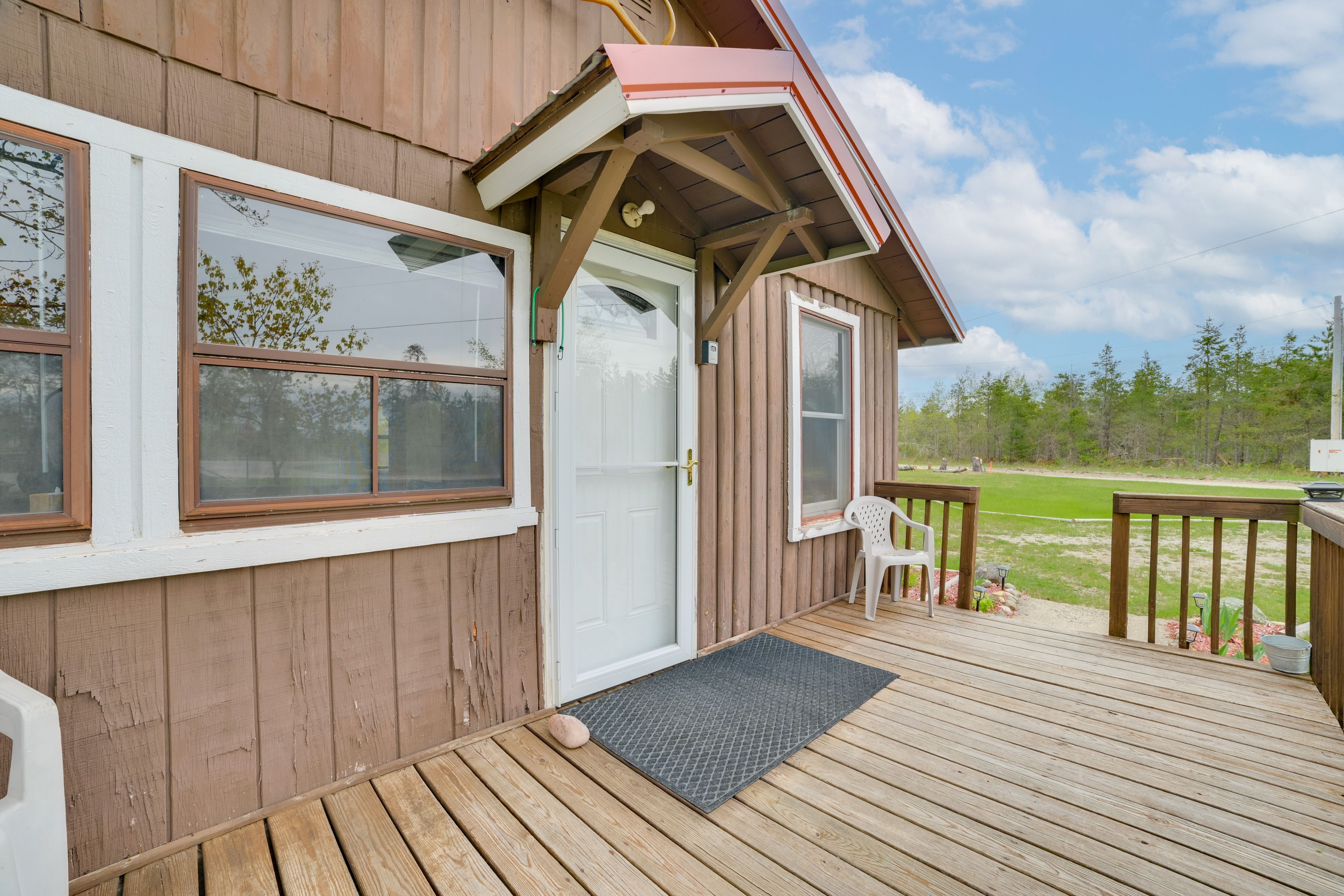 Entryway | Keyless Entry | Deck
