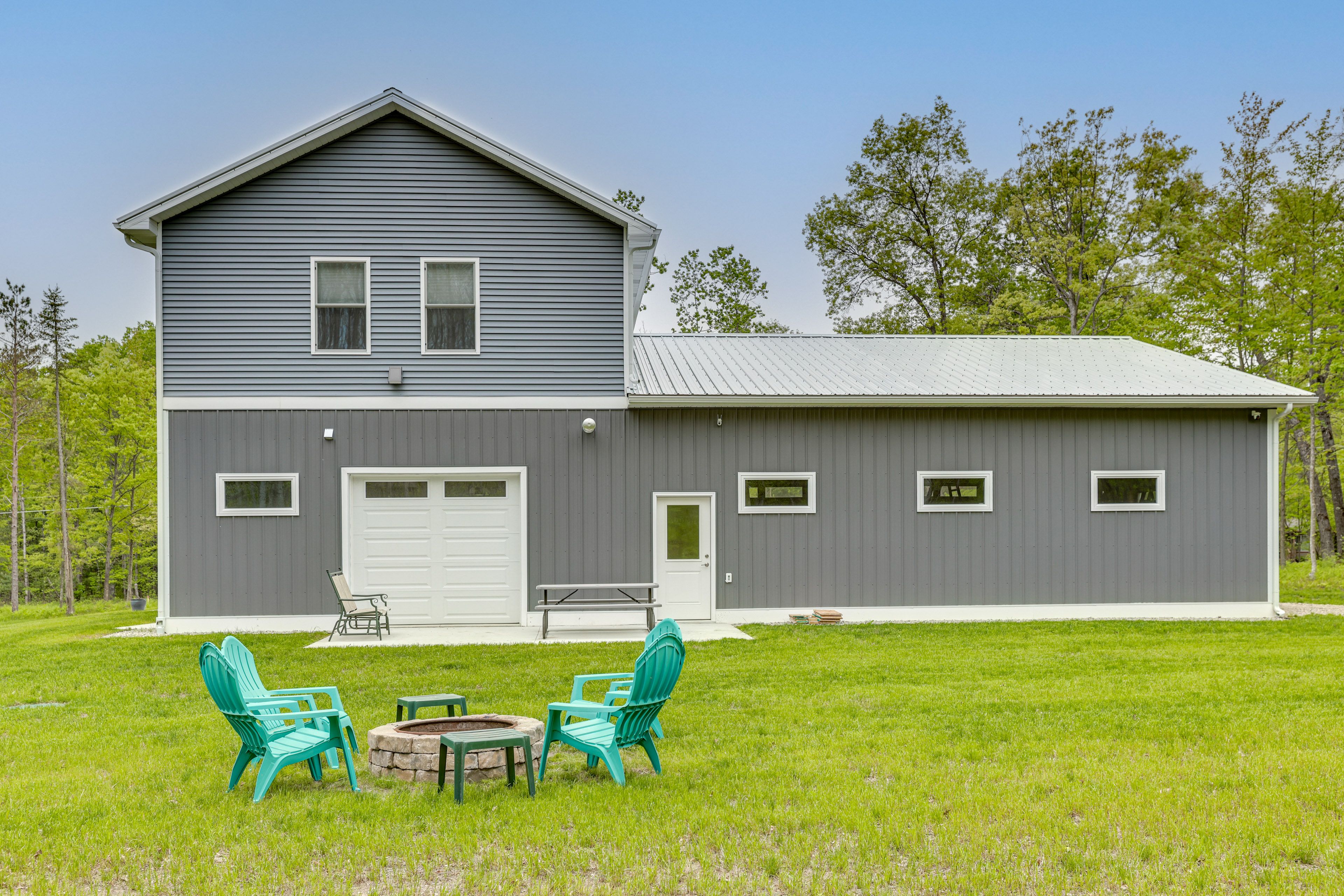 Yard | Fire Pit