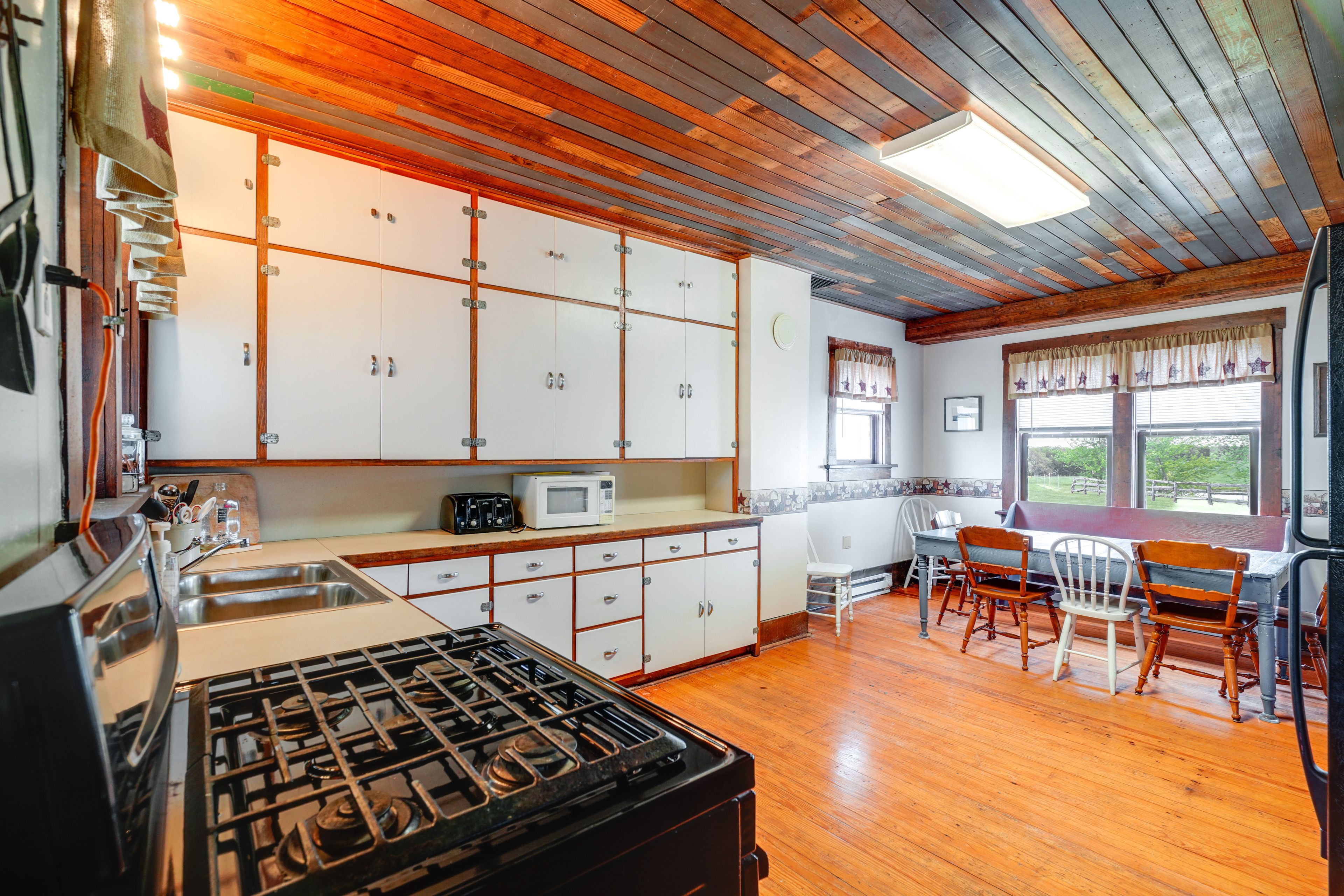 Kitchen | 1st Floor