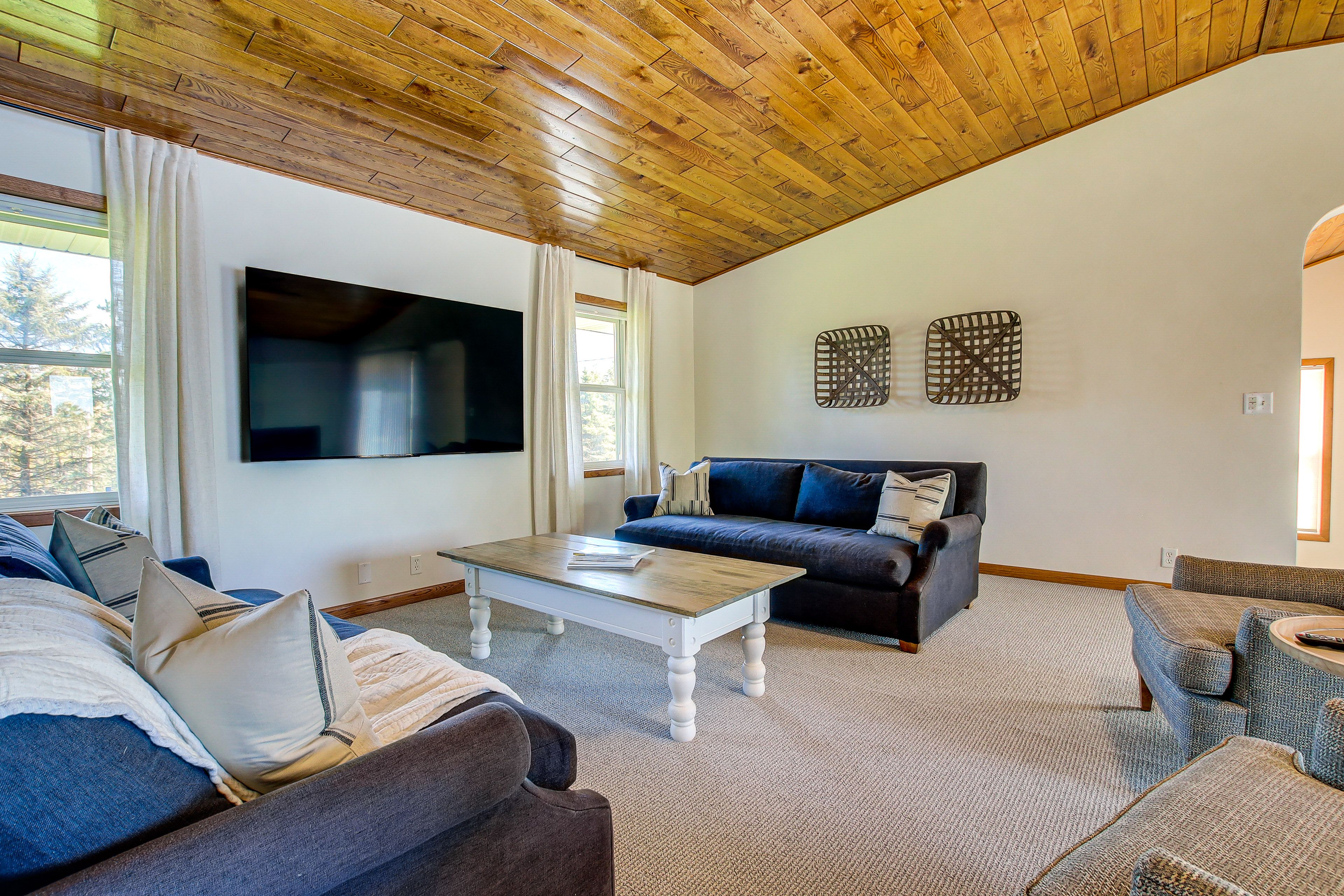 Living Room | Smart TVs | Free WiFi | 1st Floor