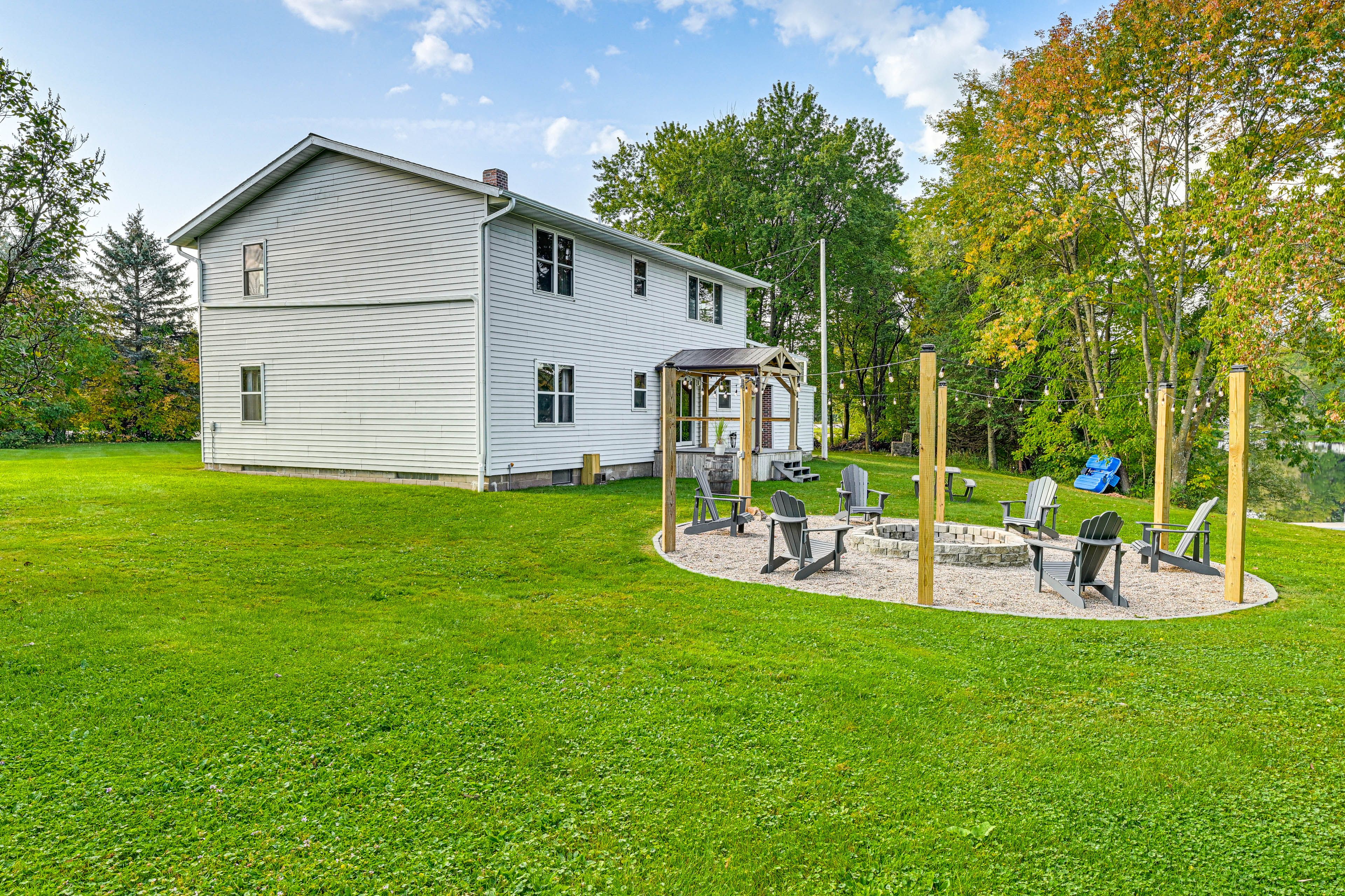 Backyard | Fire Pit | Grill | Picnic Area