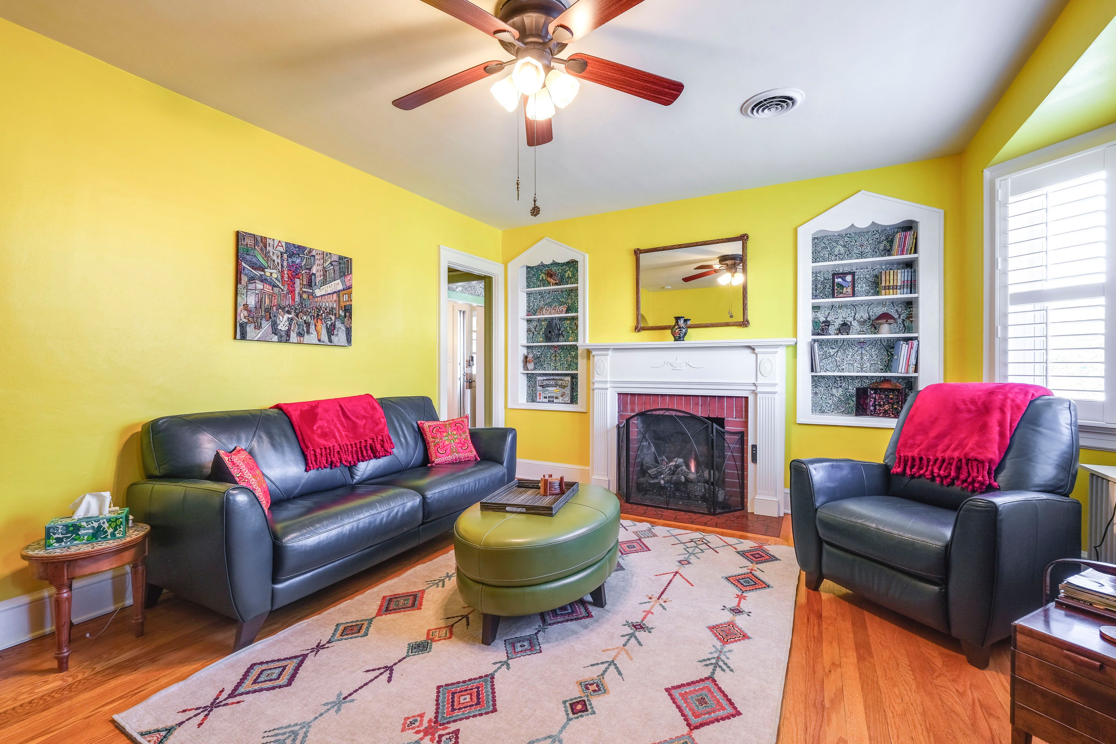 Living Room | 2nd Floor