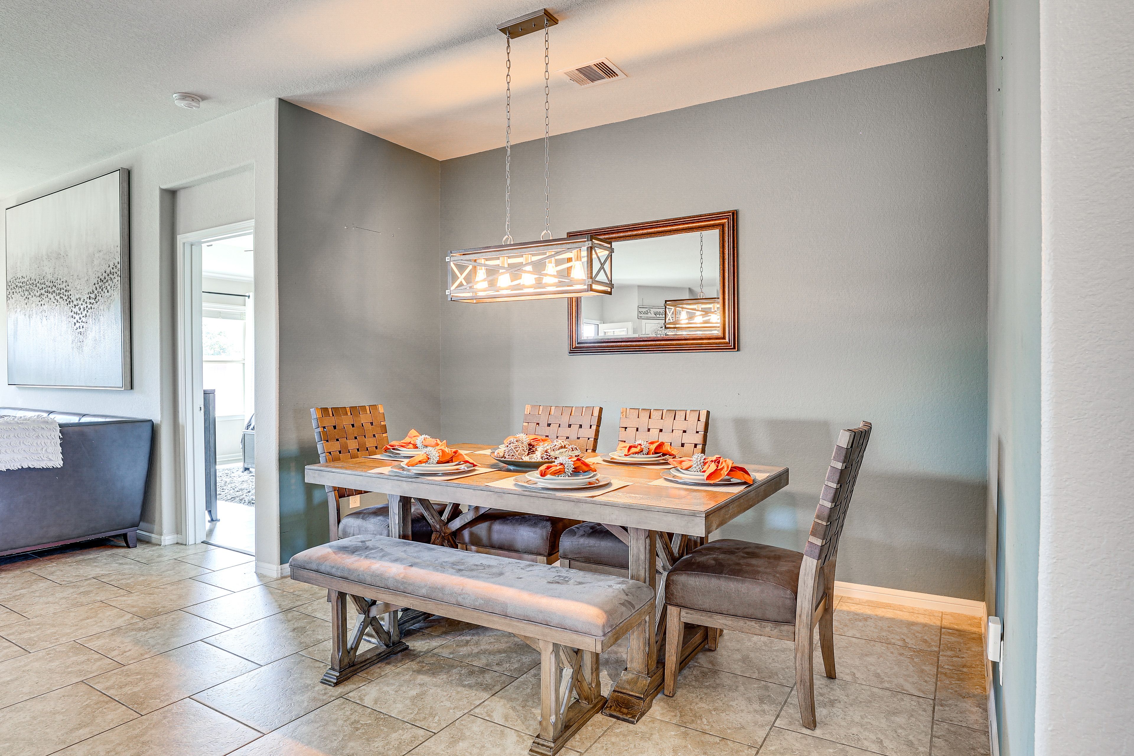 Dining Room | Dining Table & Chairs